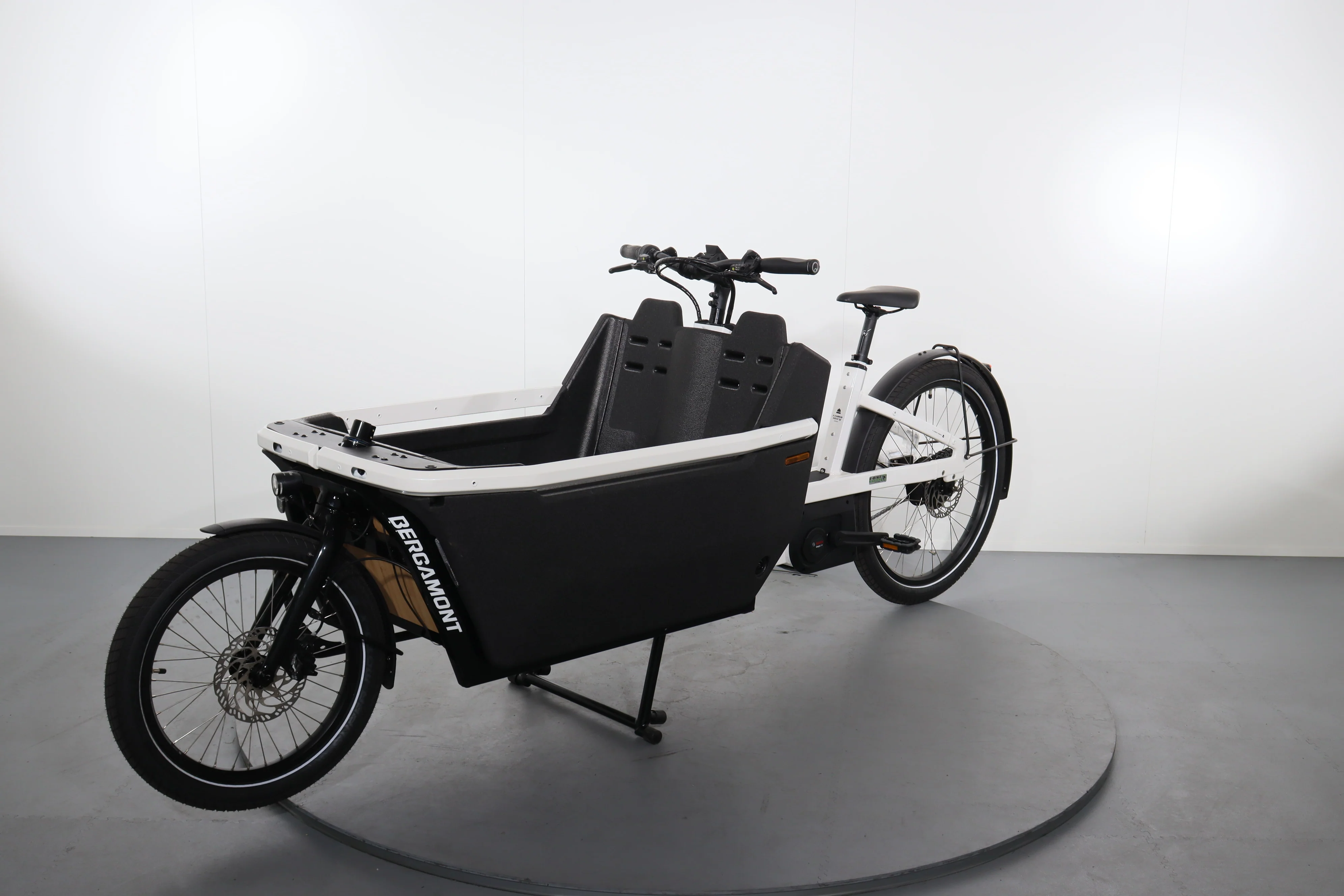 Bergamont E-Cargoville LJ Expert - Image 3
