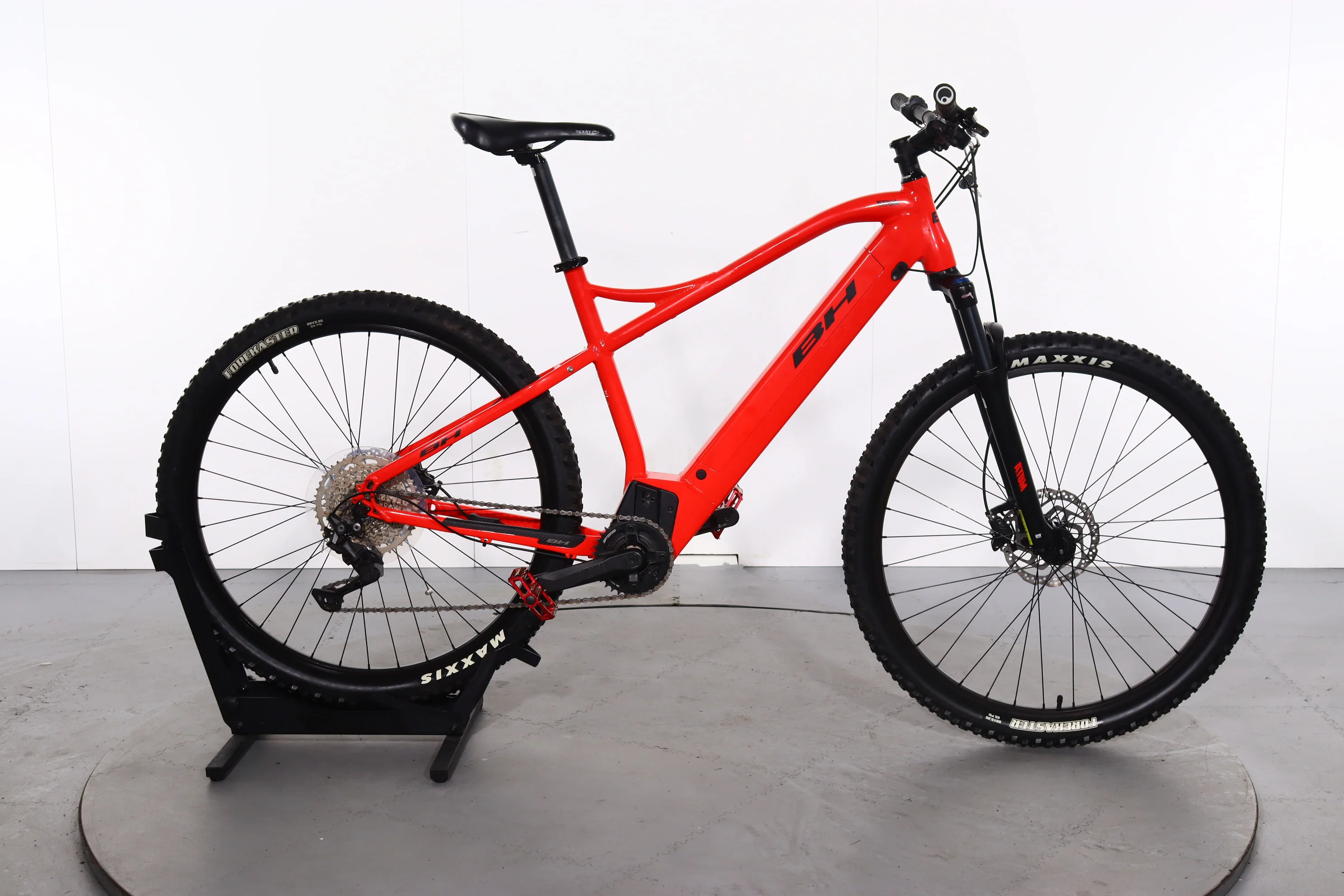 BH Atom Pro