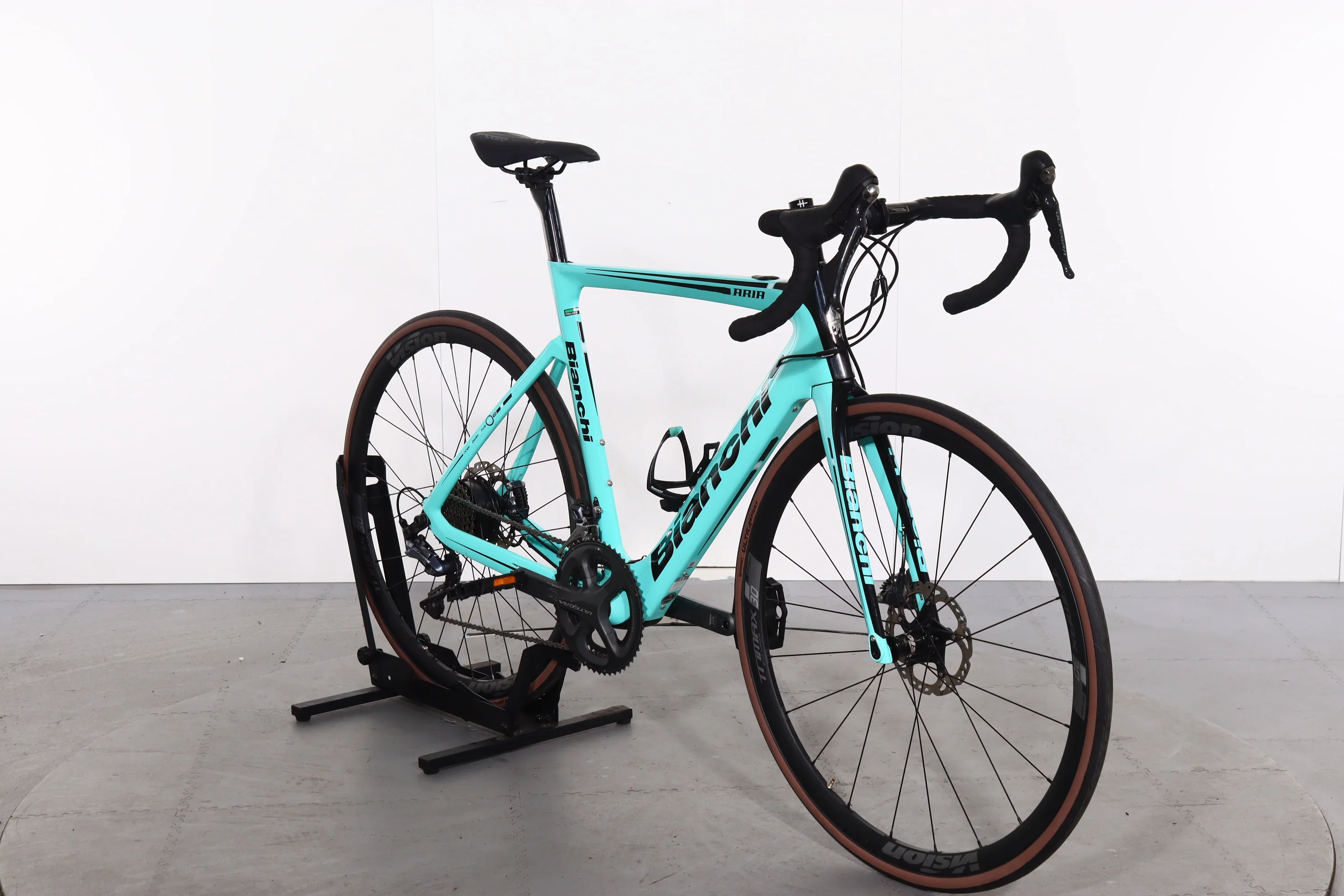 Bianchi Aria E-Road Ultegra - Image 2