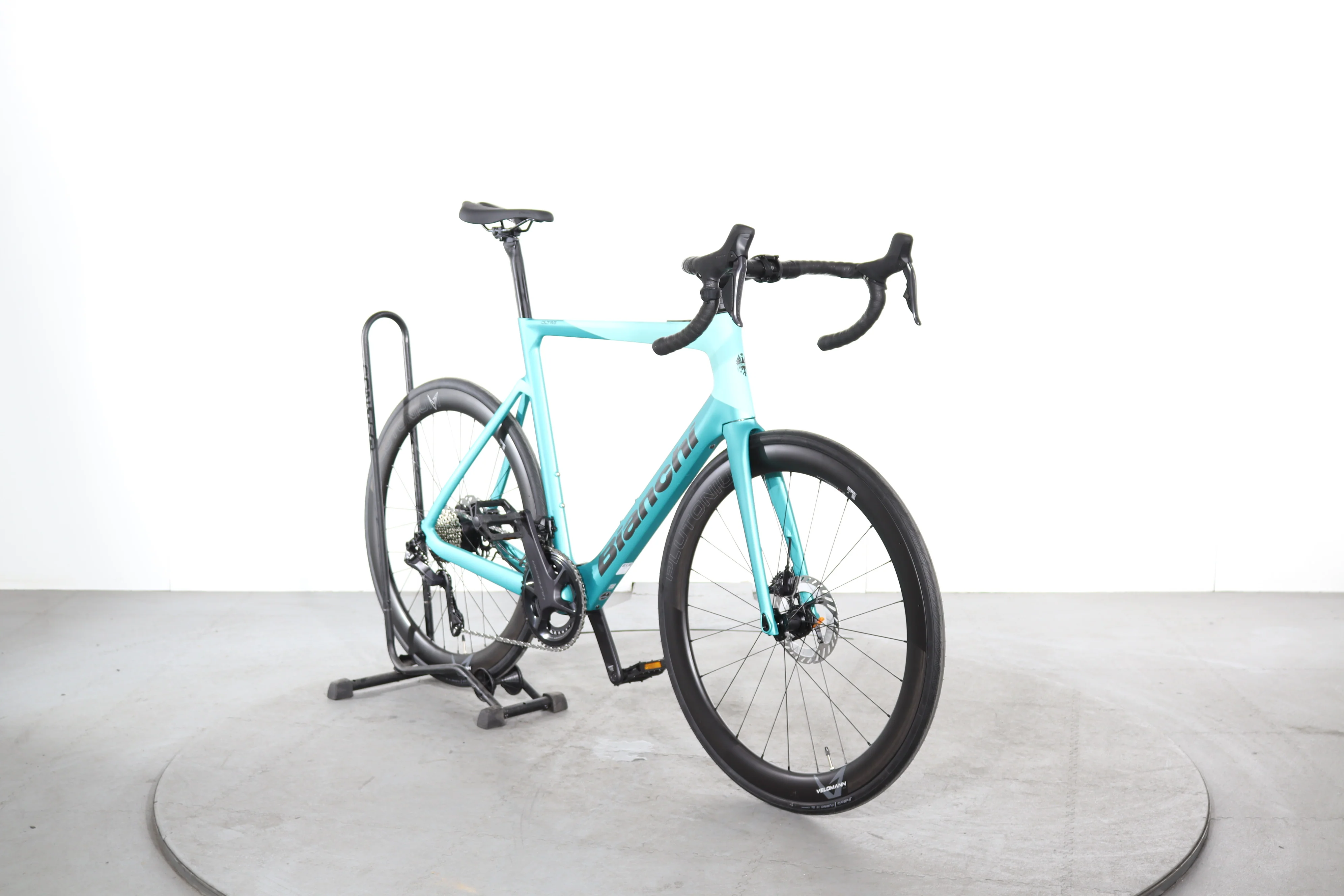 Bianchi E-oltre Ultegra - Image 2