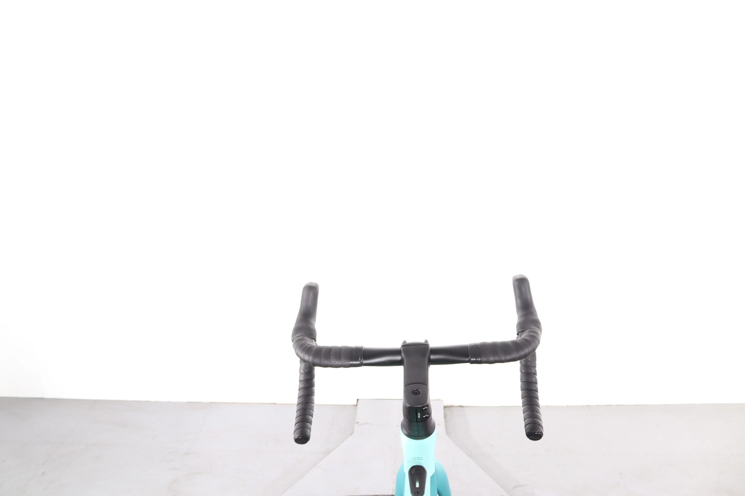 Bianchi E-oltre ultegra - Image 7