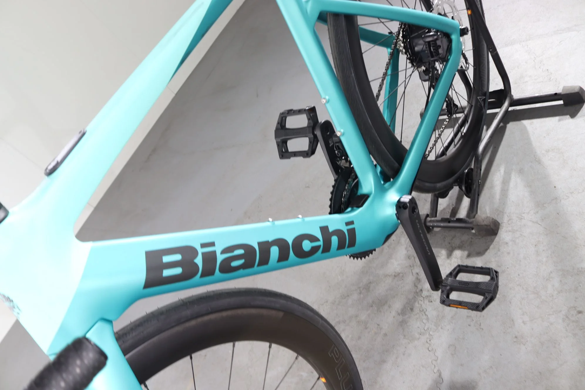 Bianchi E-oltre ultegra - Image 9