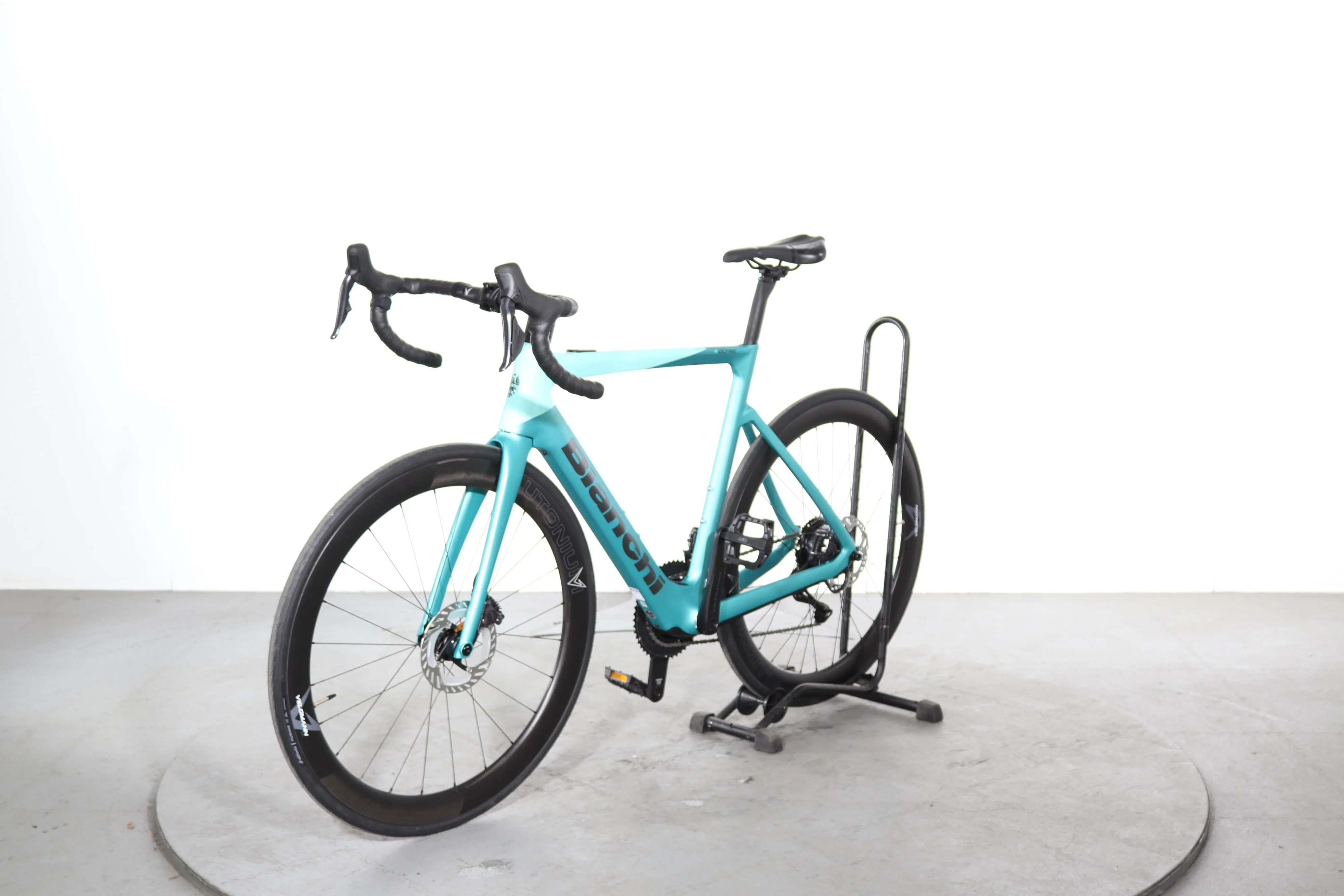 Bianchi E-oltre Ultegra - Image 3
