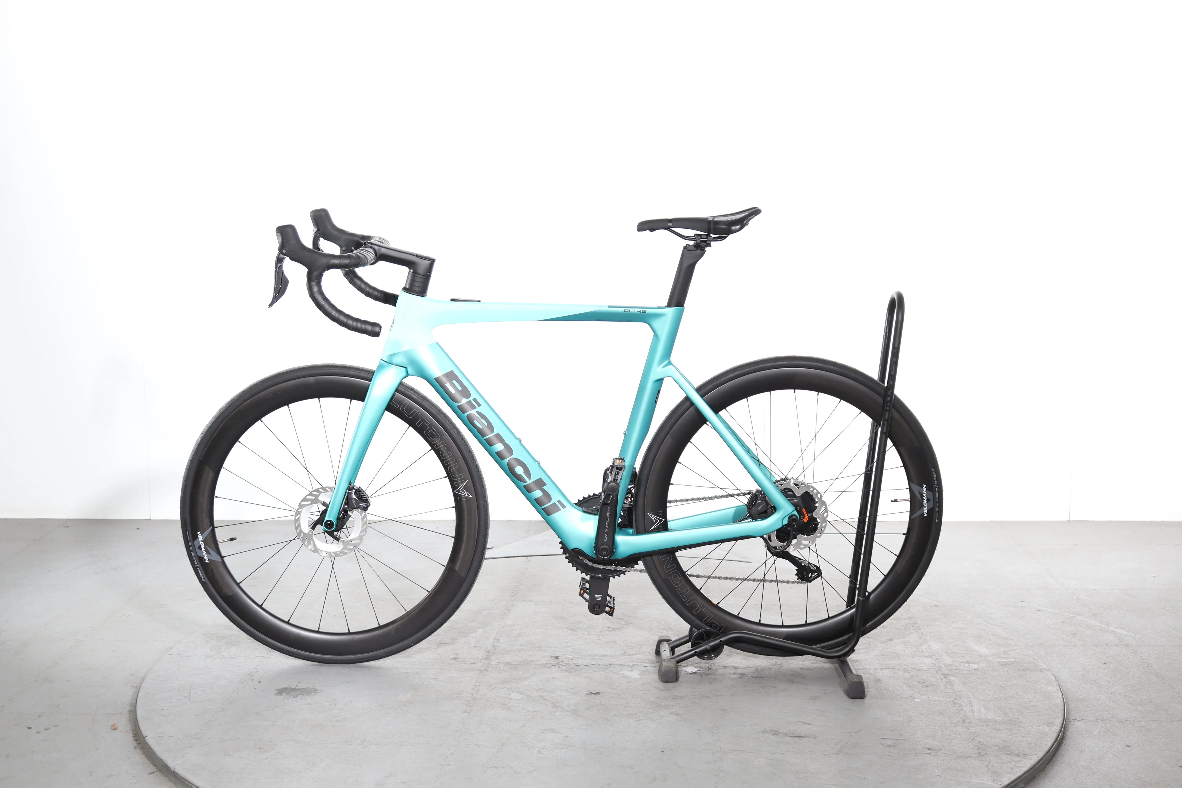 Bianchi E-oltre Ultegra - Image 4