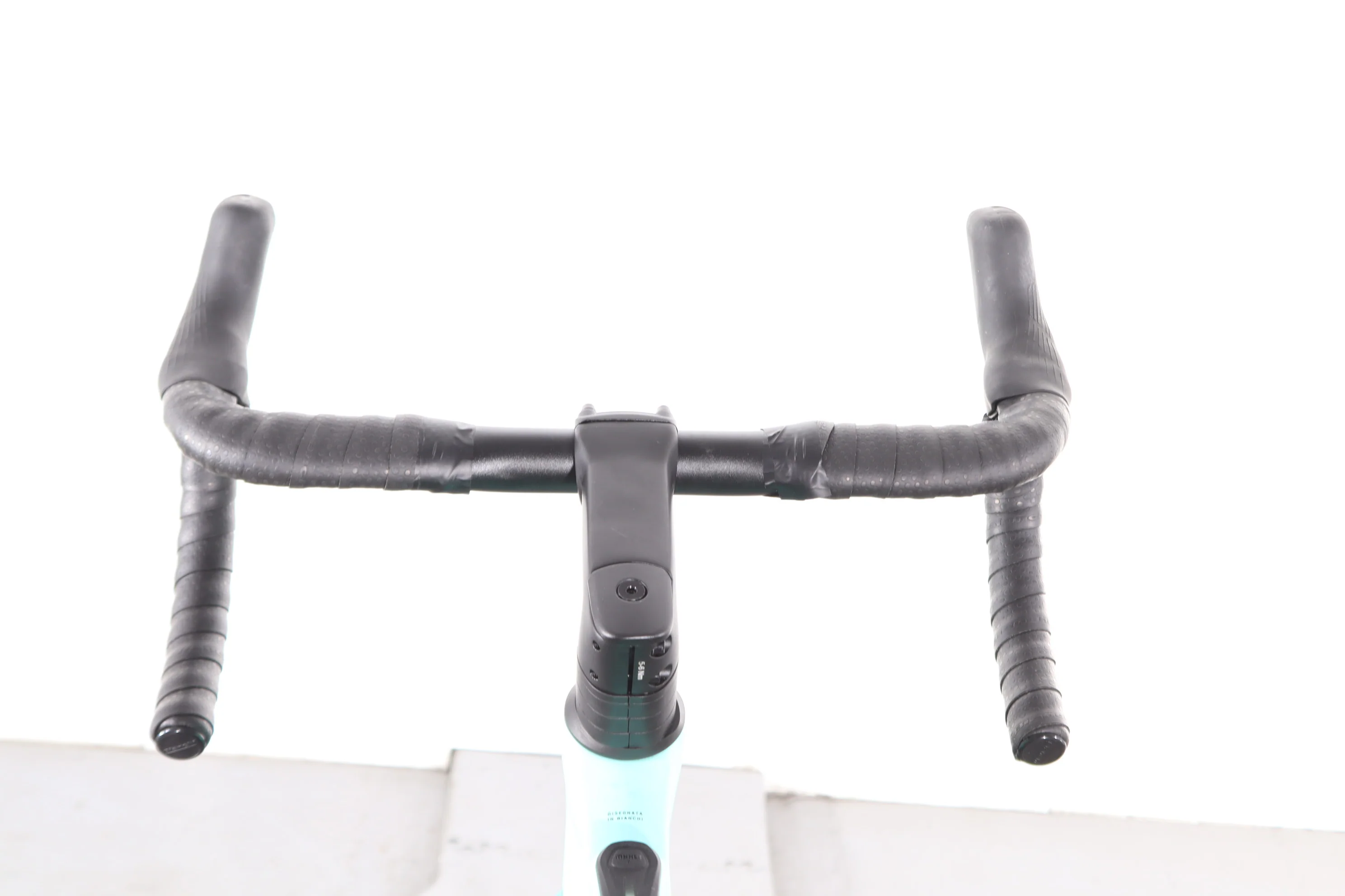 Bianchi E-oltre Ultegra - Image 7