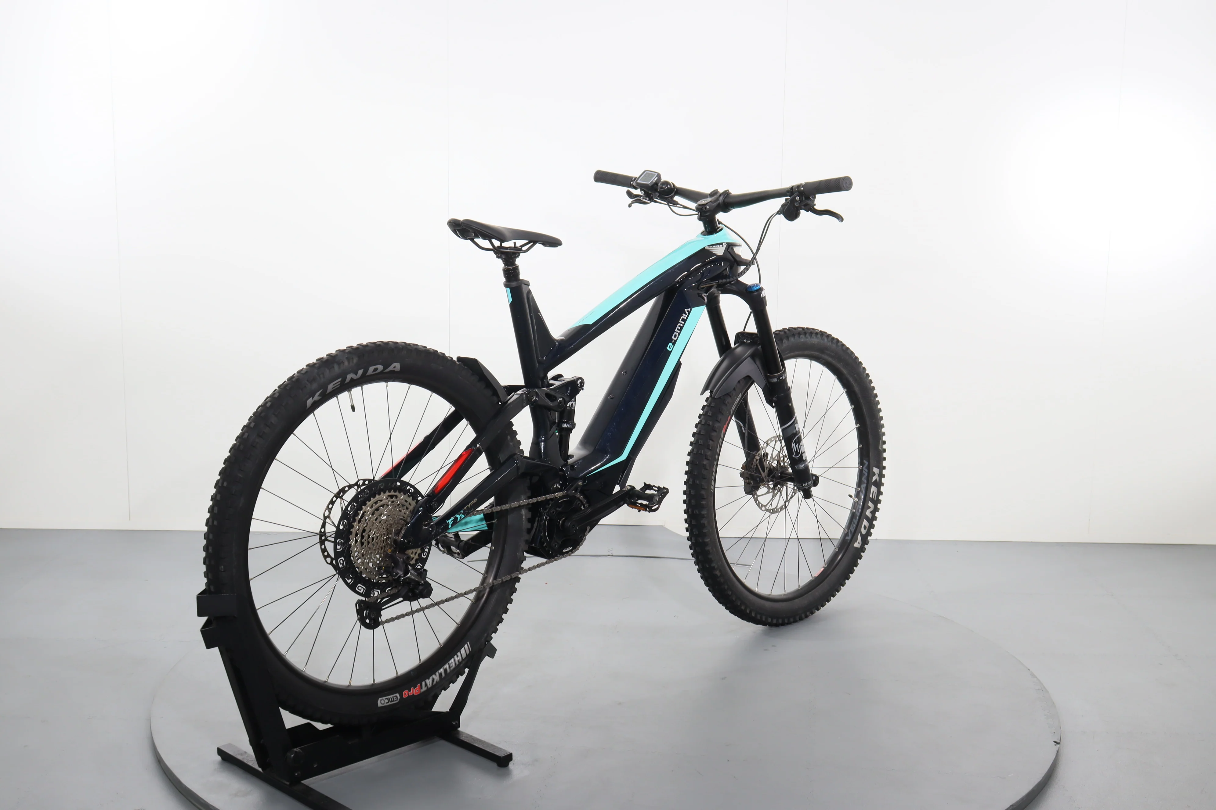 Bianchi E-Omnia FX Type XT - Image 6