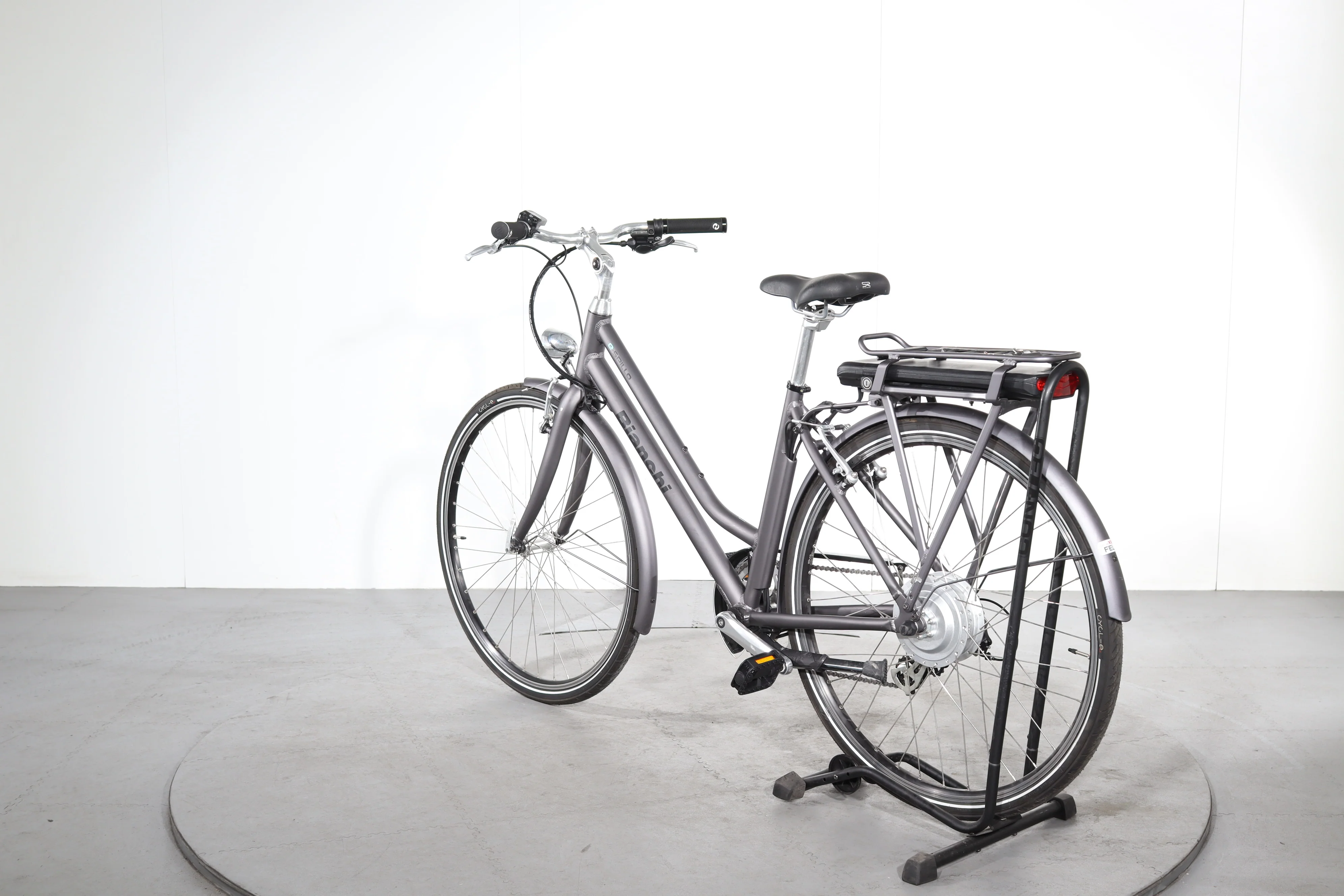 Bianchi E-Spillo Classic - Image 5