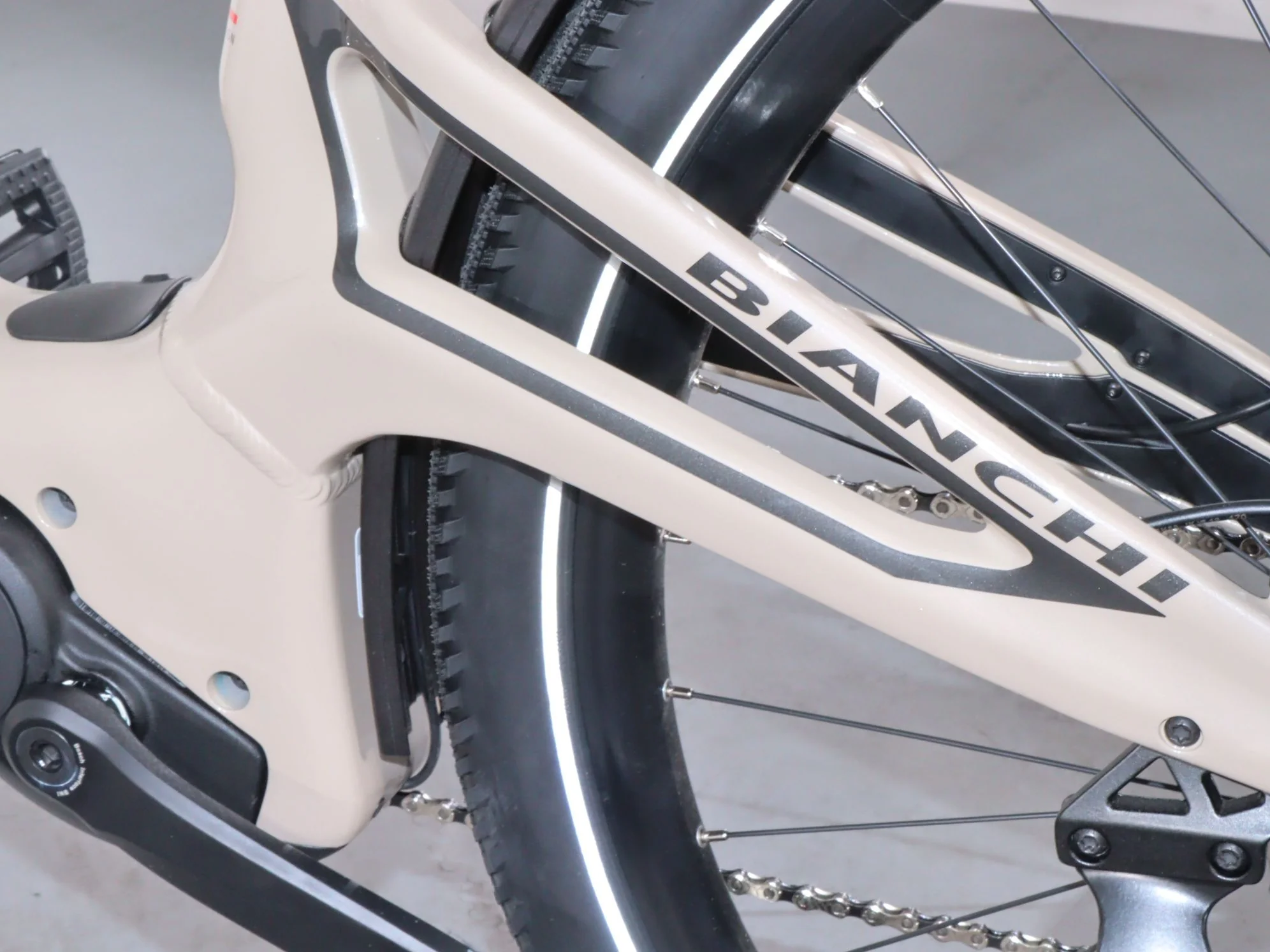 Bianchi E-VERTIC T TYPE ST DEORE10 500 - Image 11