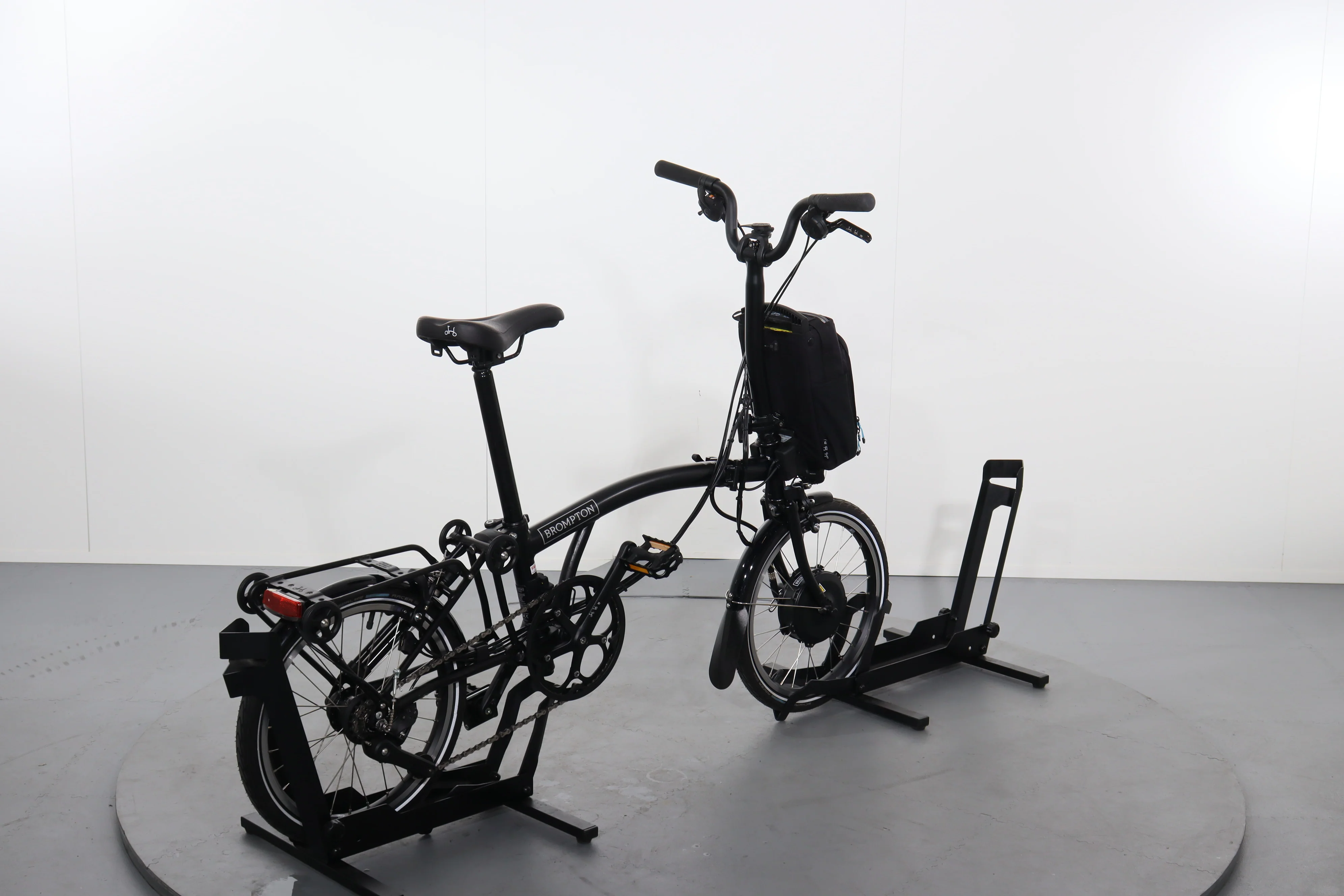 Brompton C Line Electric 12 Speed - Image 6