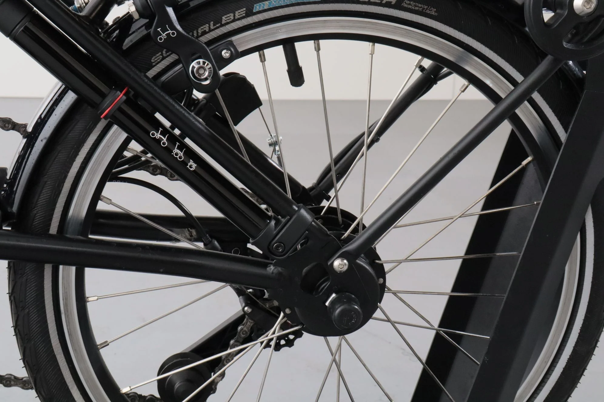 Brompton C Line Electric 12 Speed - Image 9
