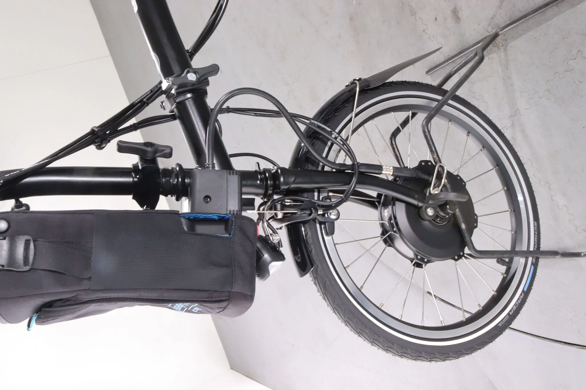 Brompton C Line Electric 12 Speed - Image 11