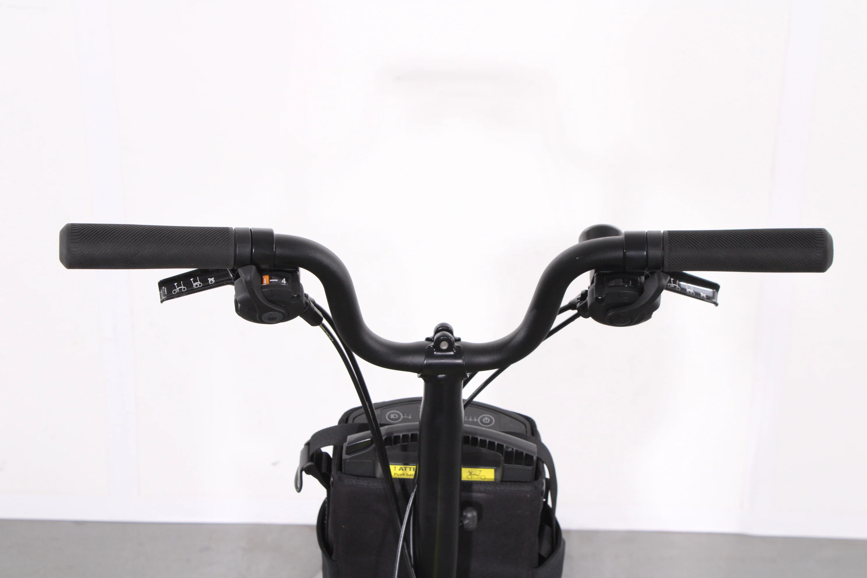 Brompton C Line Electric 12 Speed - Image 7