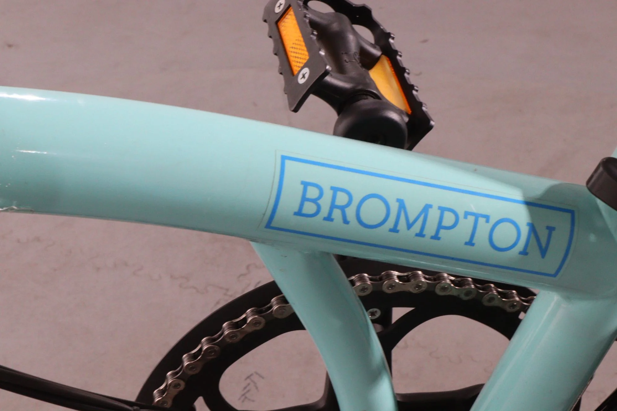 Brompton C Line Electric 2 Speed - Mid & Extended Seatpost - Image 9