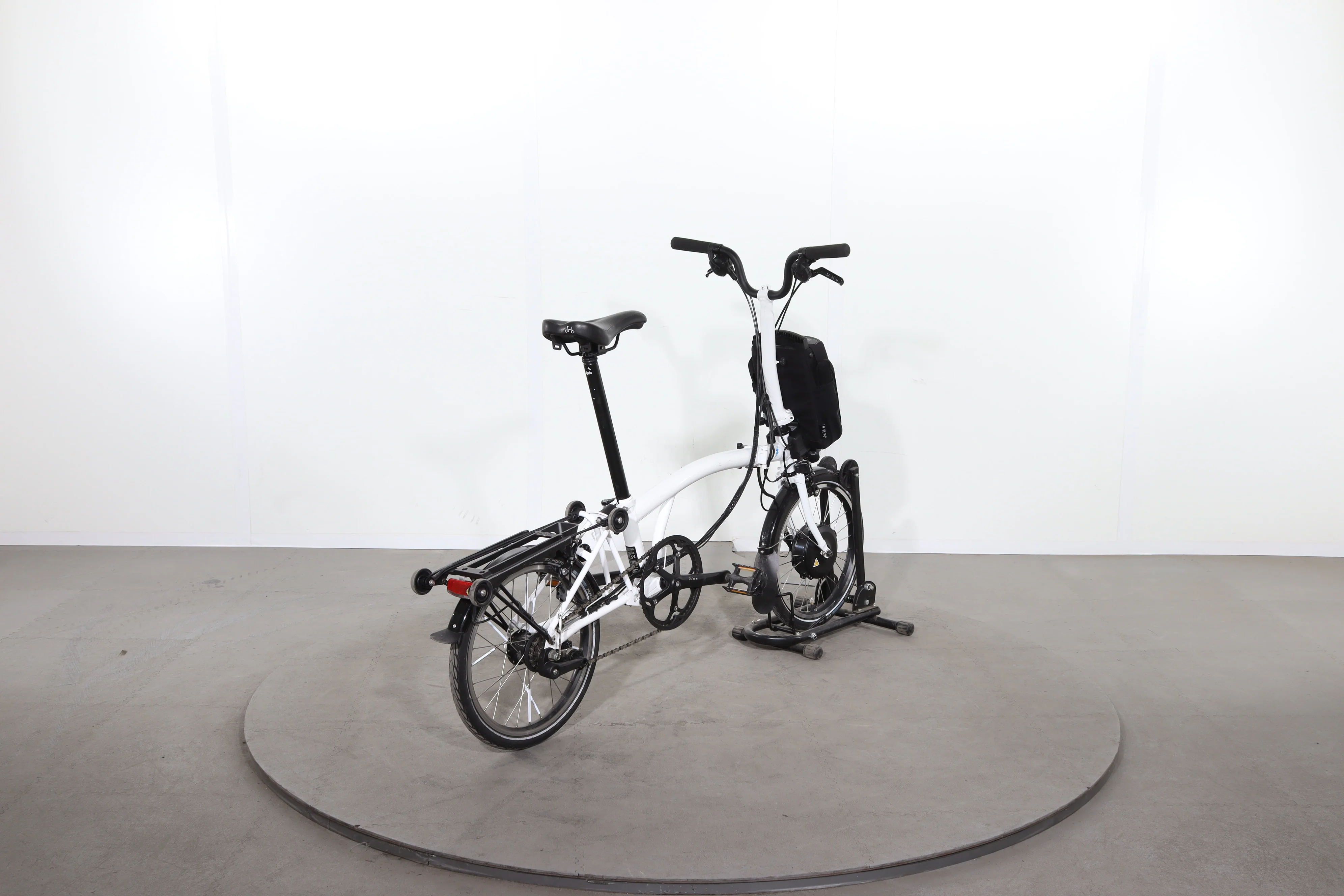 Brompton C Line Electric 6 Speed - Image 6