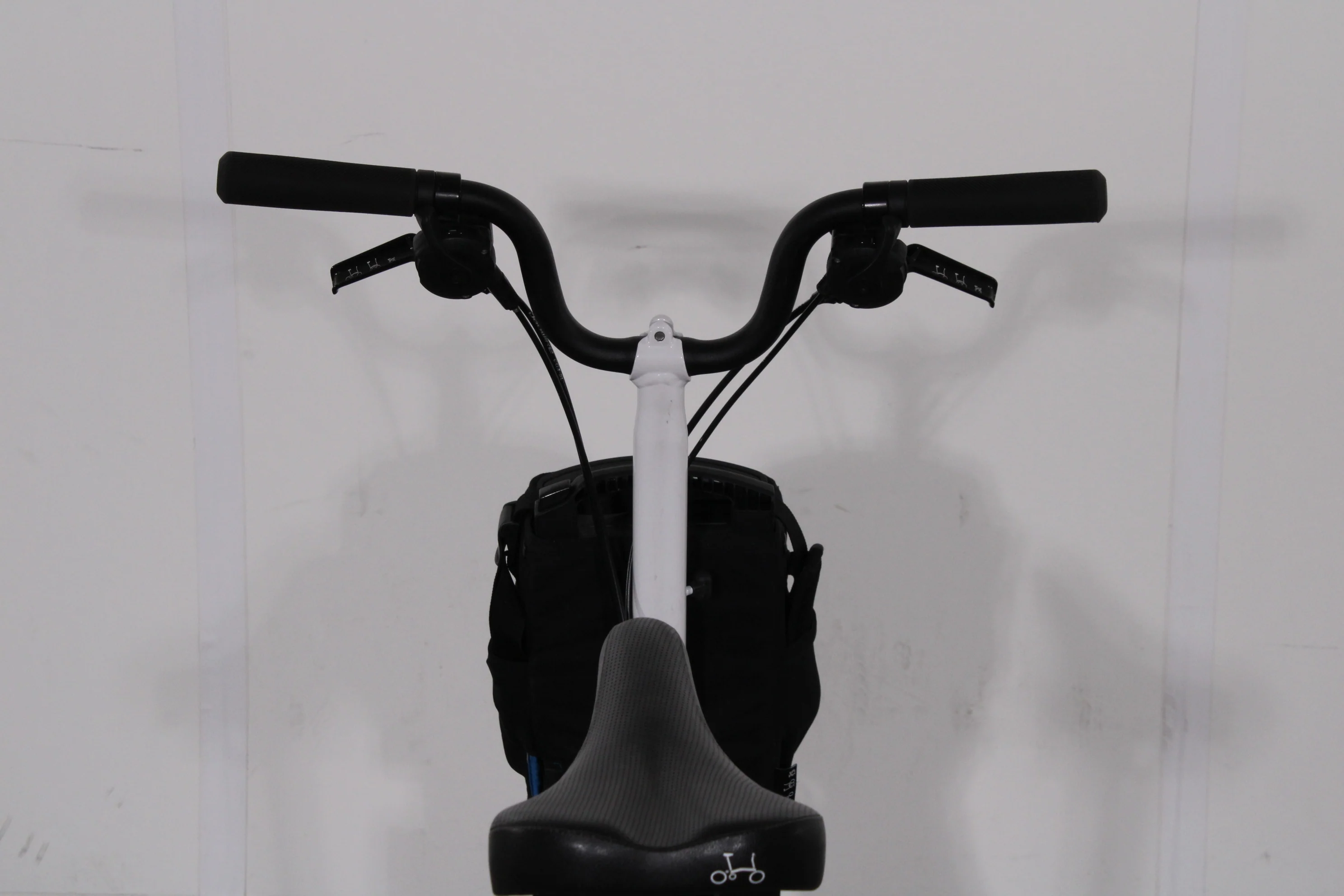 Brompton C Line Electric 6 Speed - Image 7