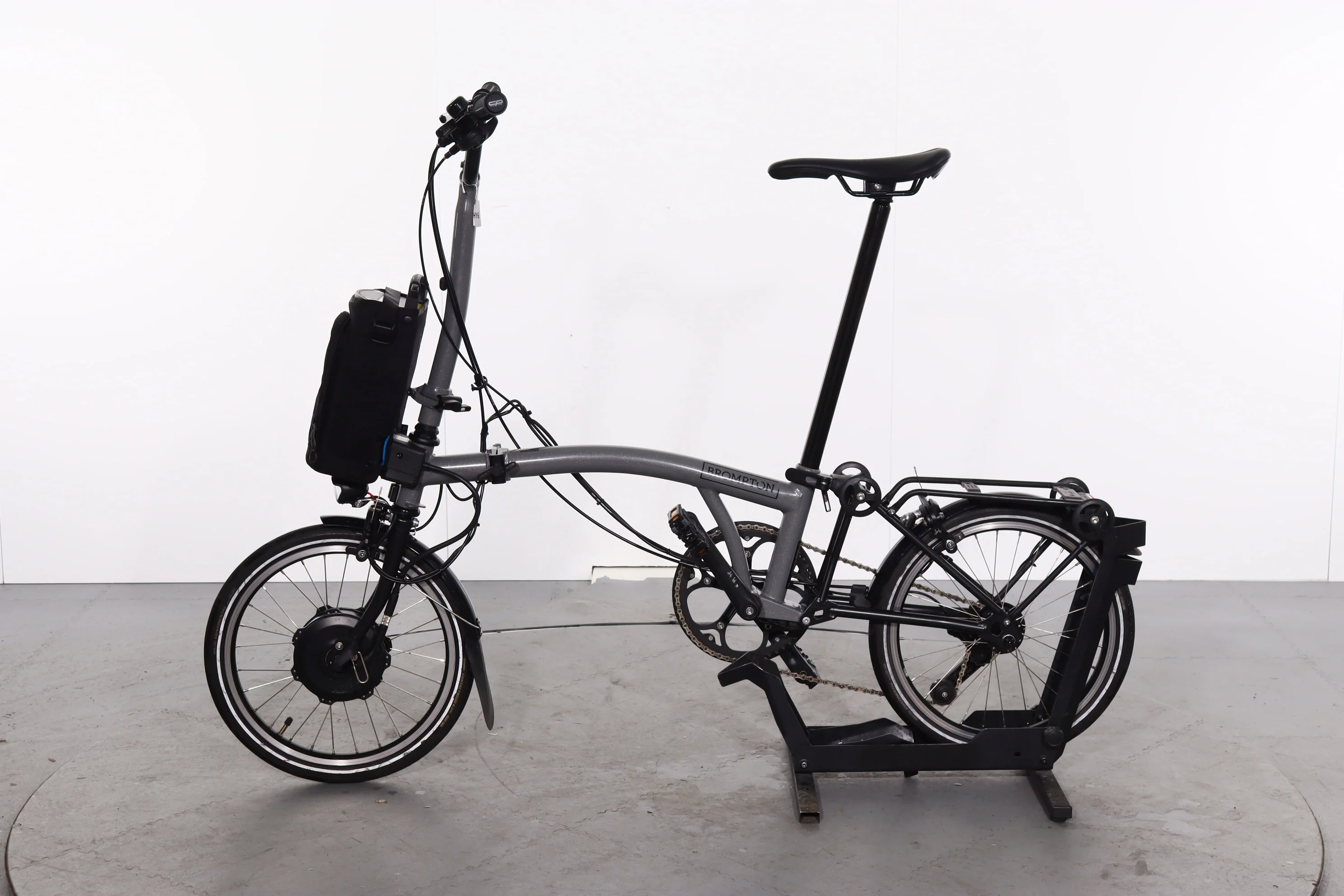 Brompton Electric P Line Urban - Image 4