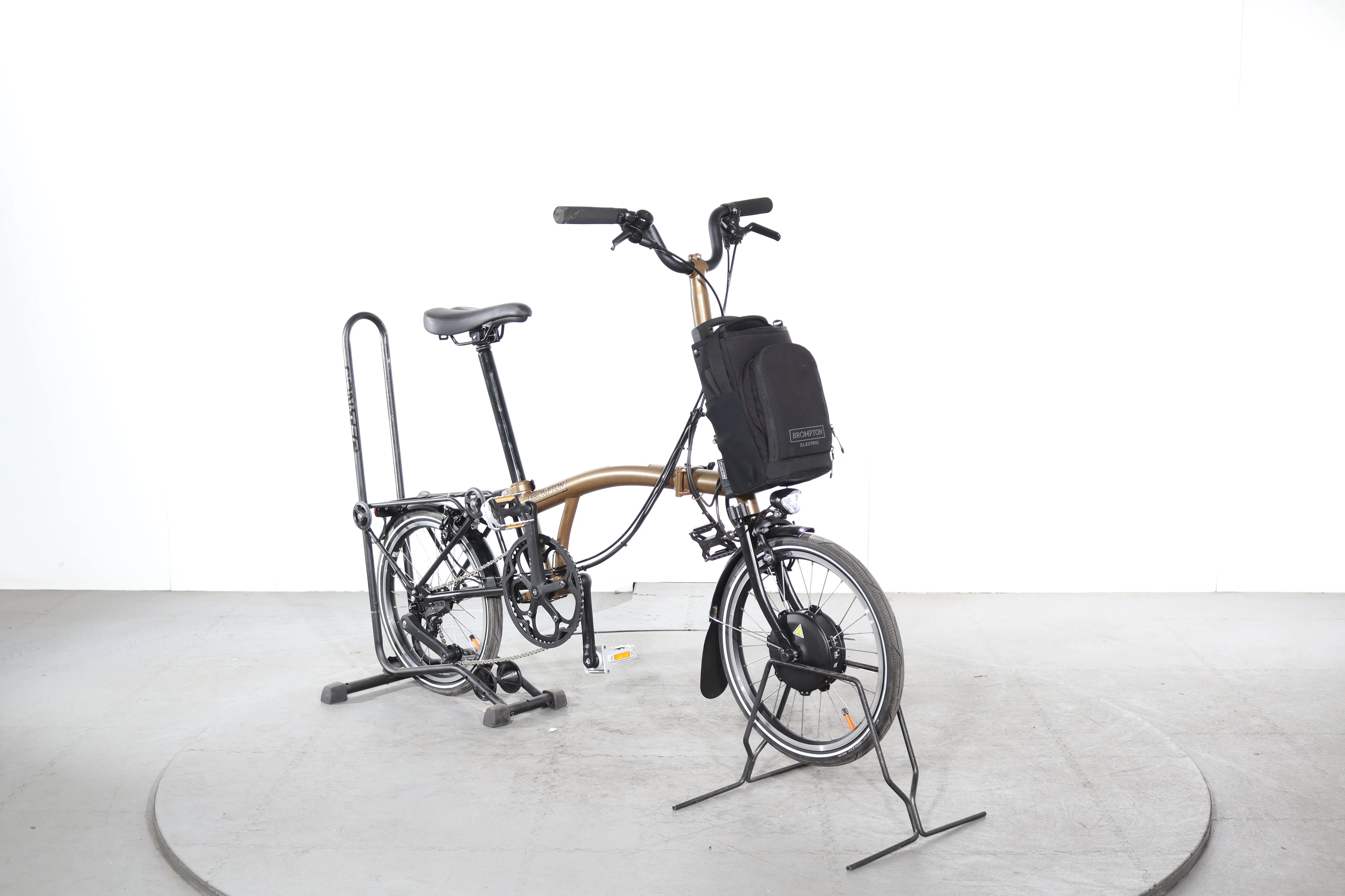 Brompton P Line Electric 4 Speed - Image 2