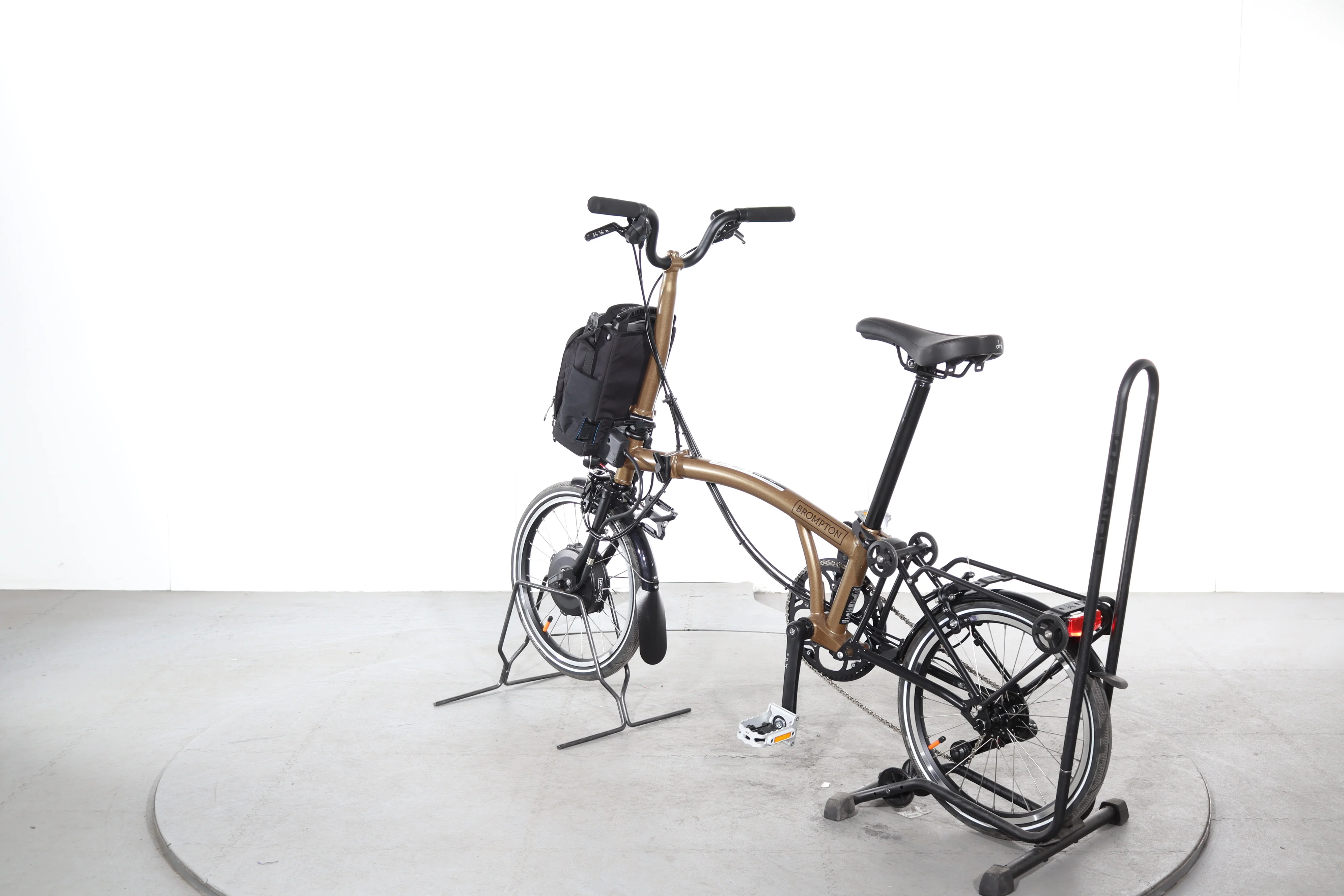 Brompton P Line Electric 4 Speed - Image 5