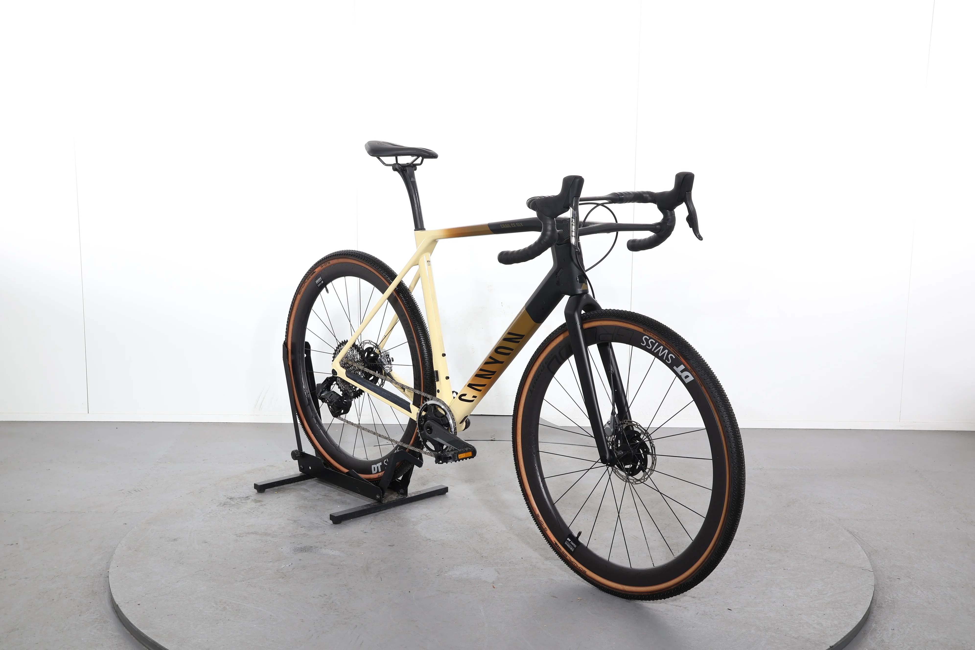 Canyon Grail CF SLX 9 eTap - Image 2