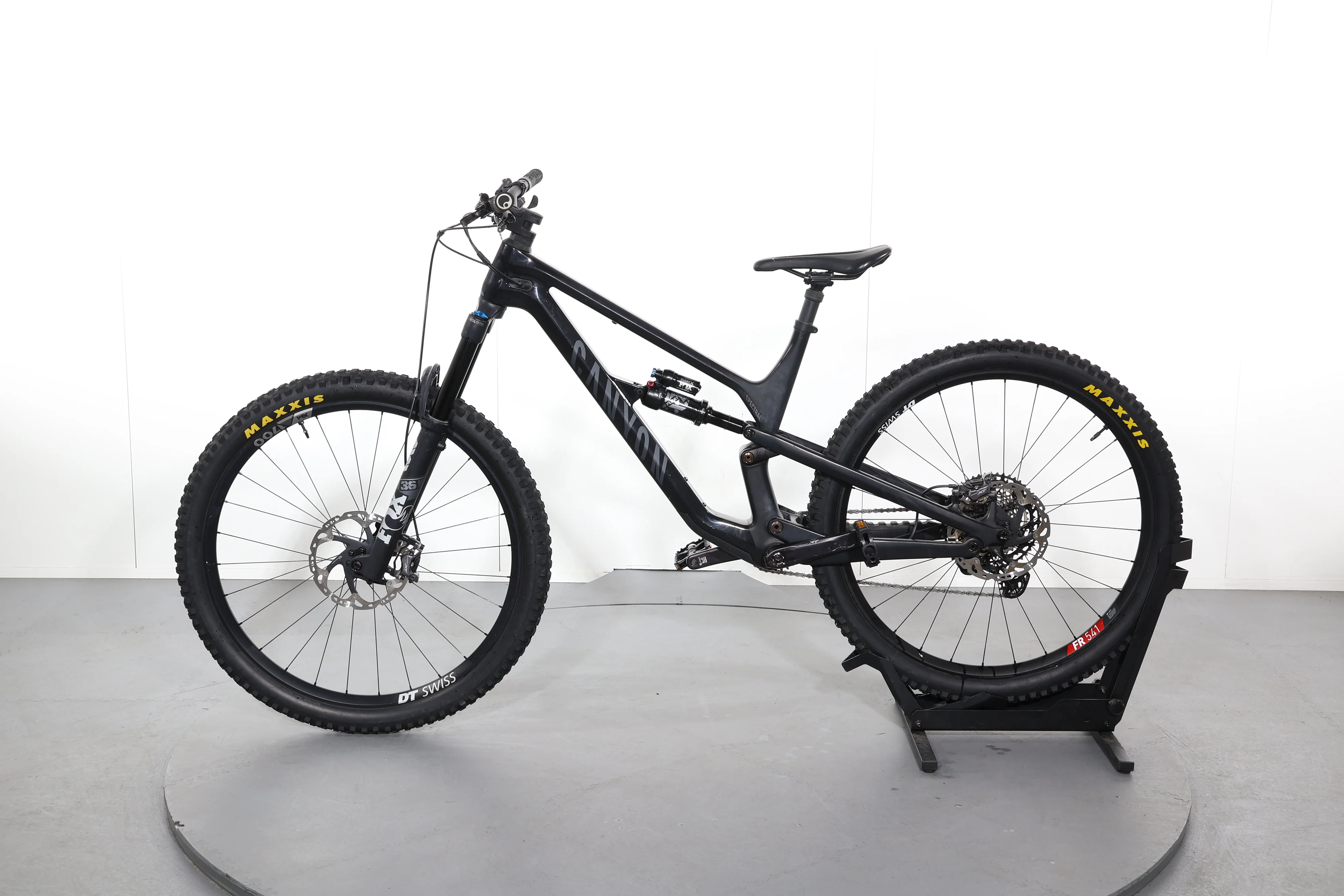 Canyon Spectral 29 CF 8 - Image 4