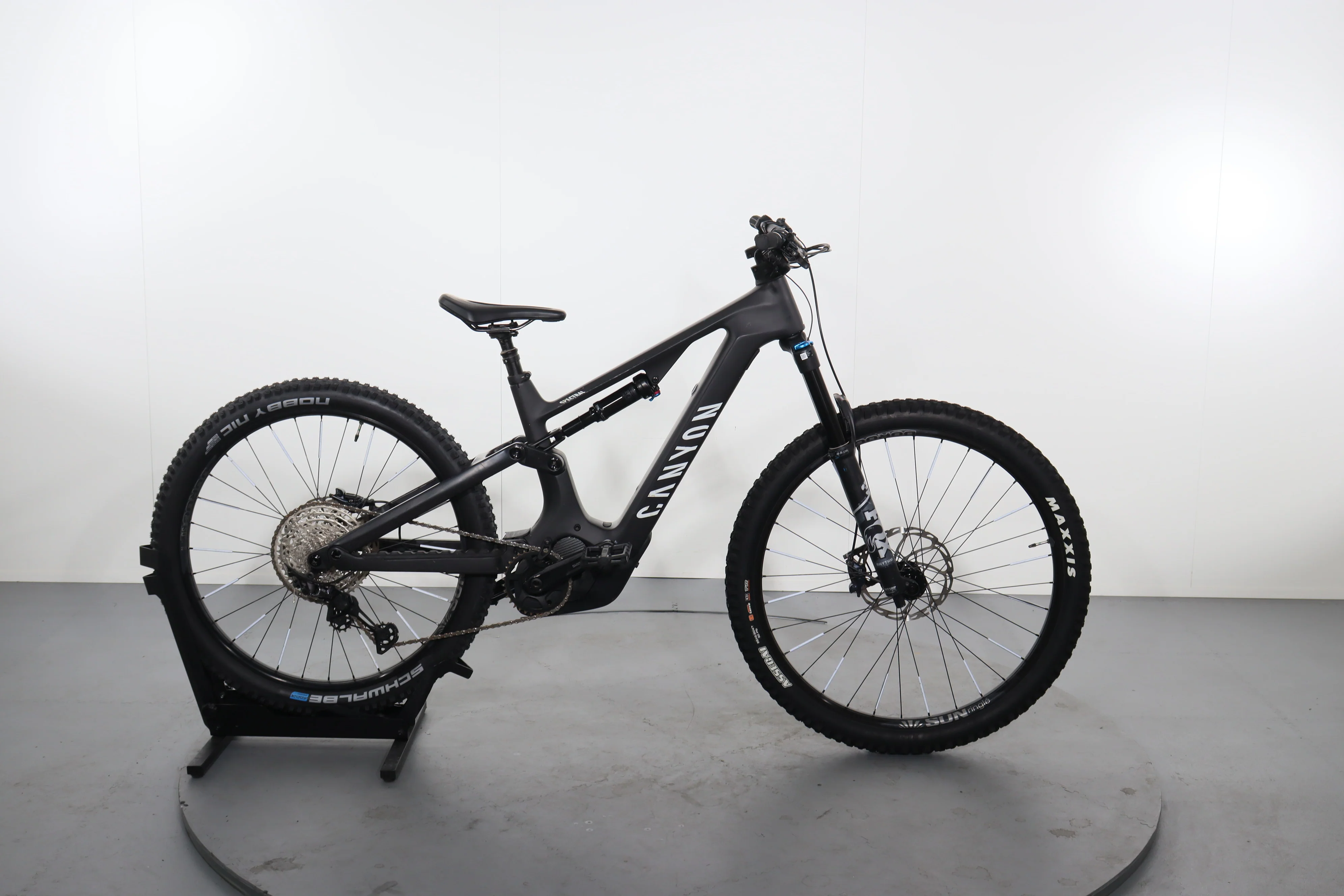 Canyon Spectral:ON CF 8