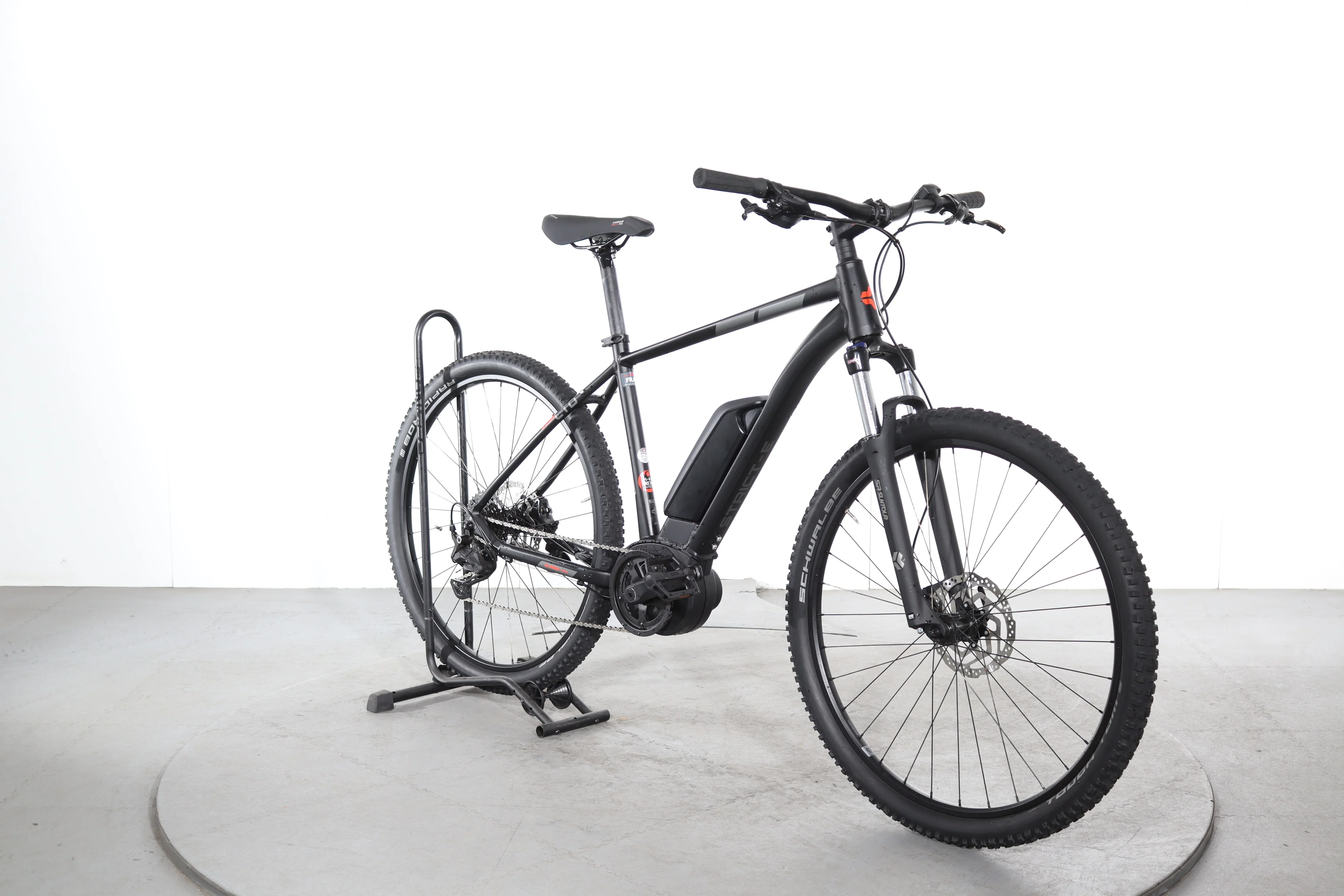 Carver E-Strict LTD - Image 2