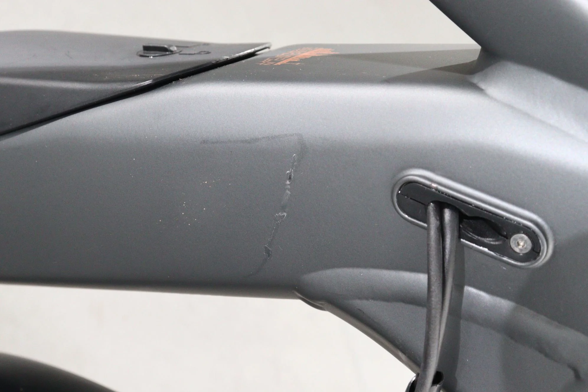 Carver Tour E.420 - Image 12