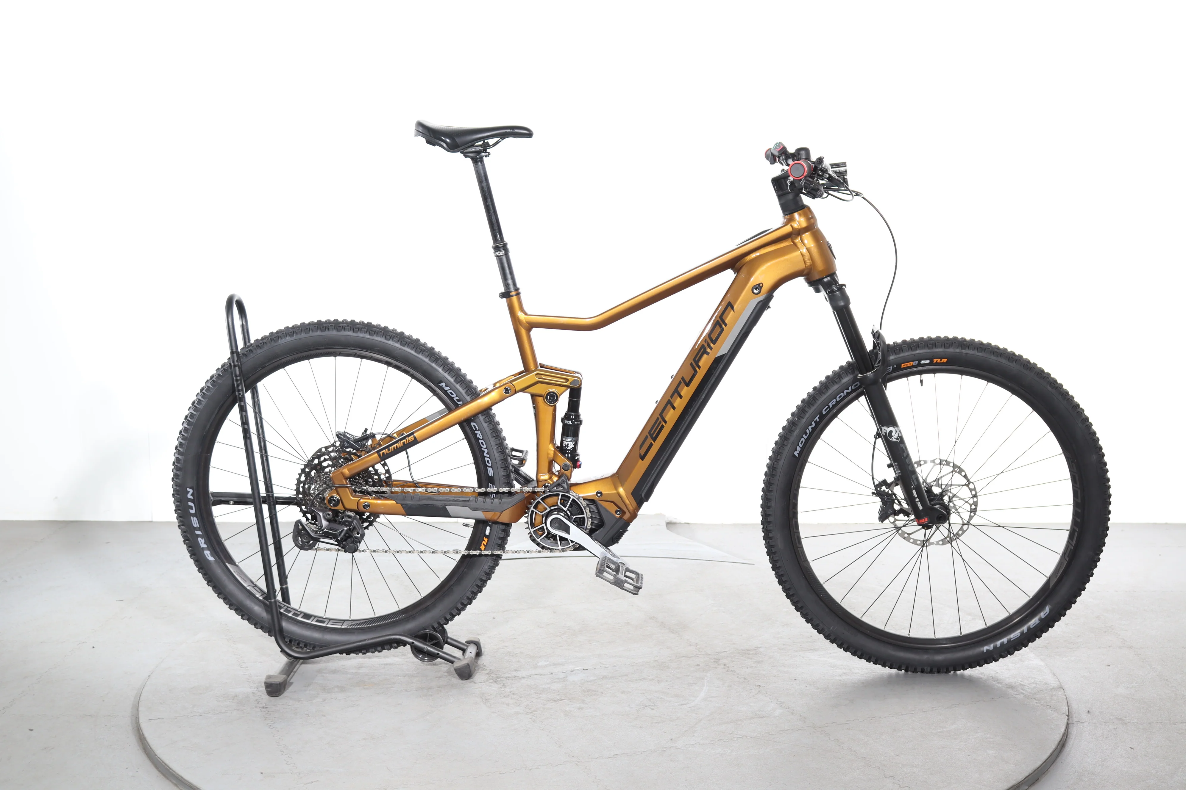 Centurion Numinis R2700I