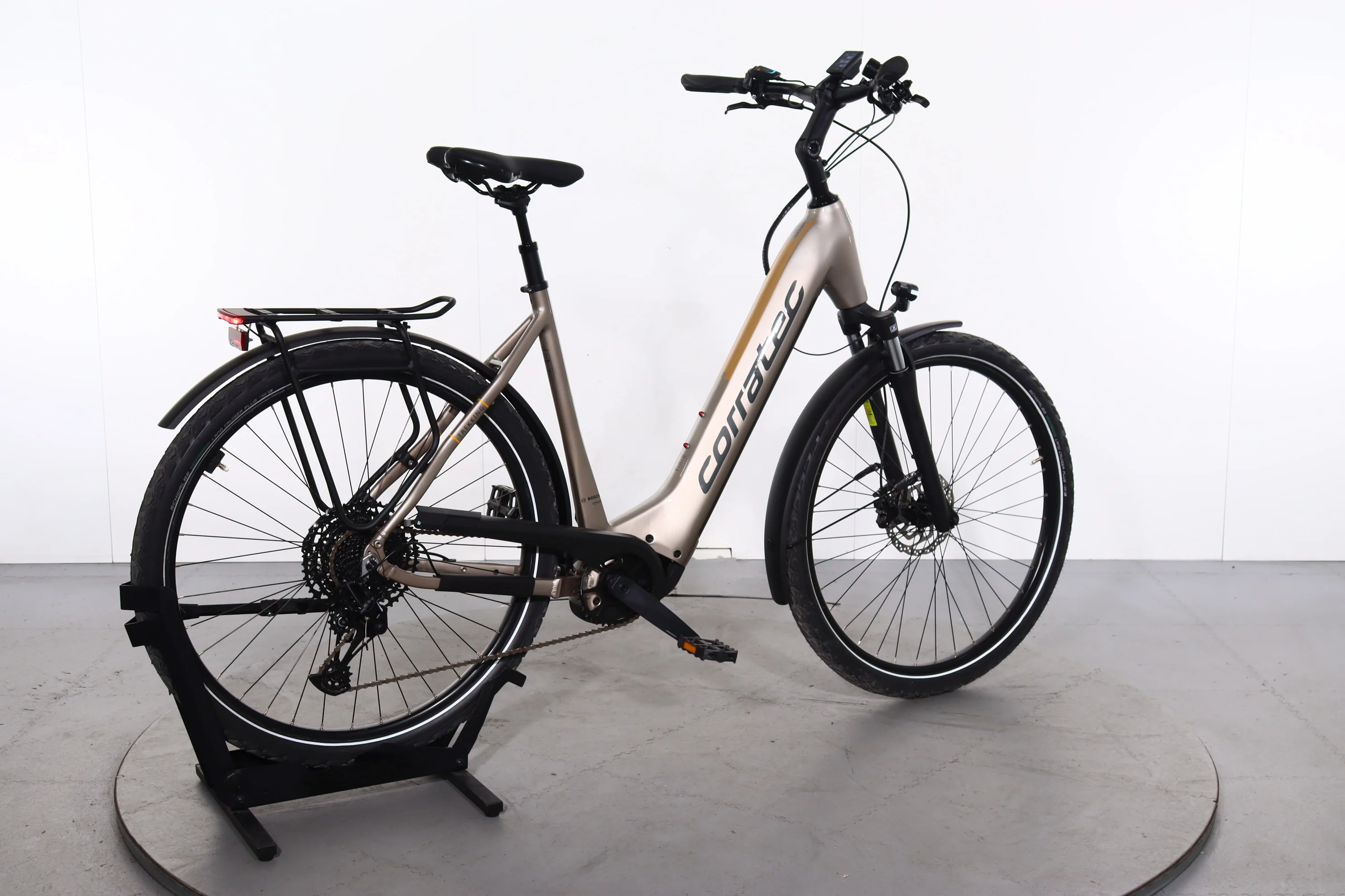 Corratec E-Power Trekking 28 SE 3.0 CX7 12S Wave - Image 2