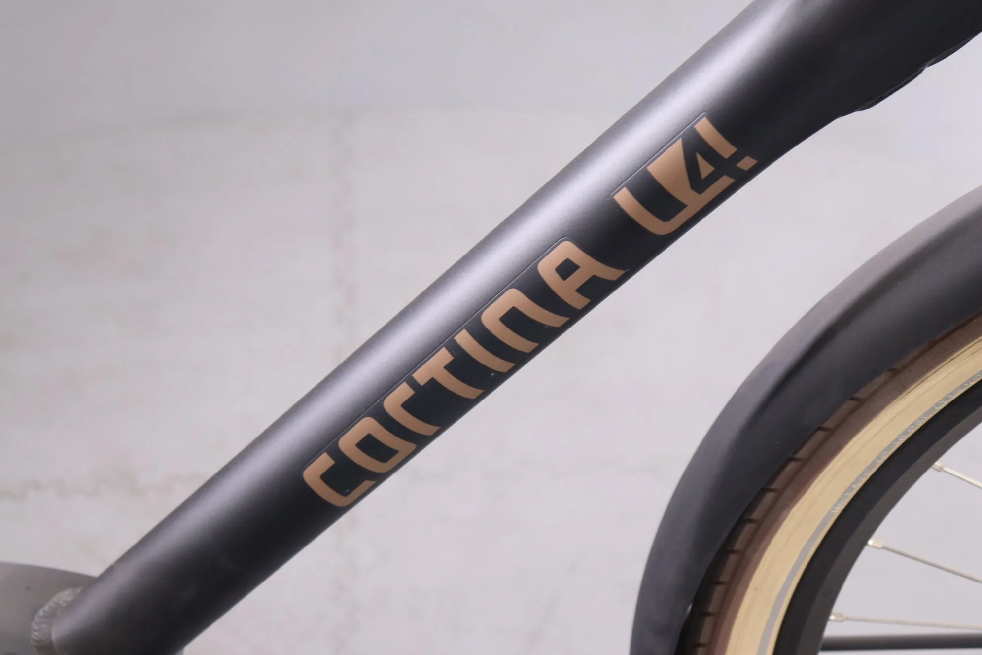 Cortina E-U4 - Image 10