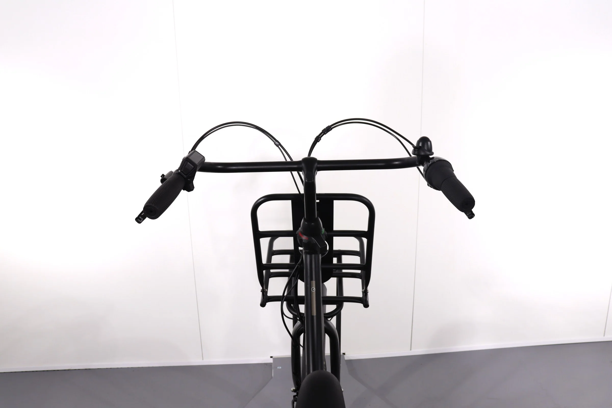 Cortina E-U4 Transport L50 Jet Black Matte DB7 AL MM - Image 7