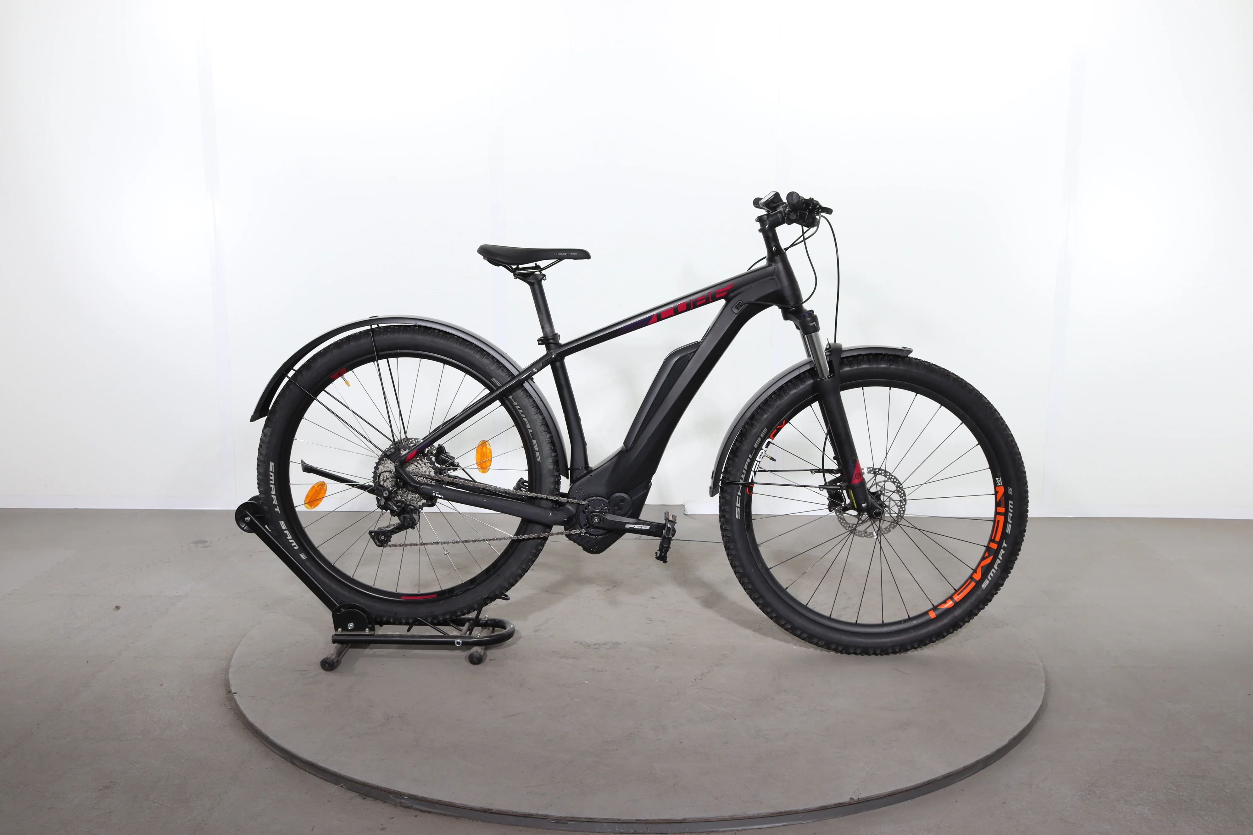 Cube Access Hybrid Pro