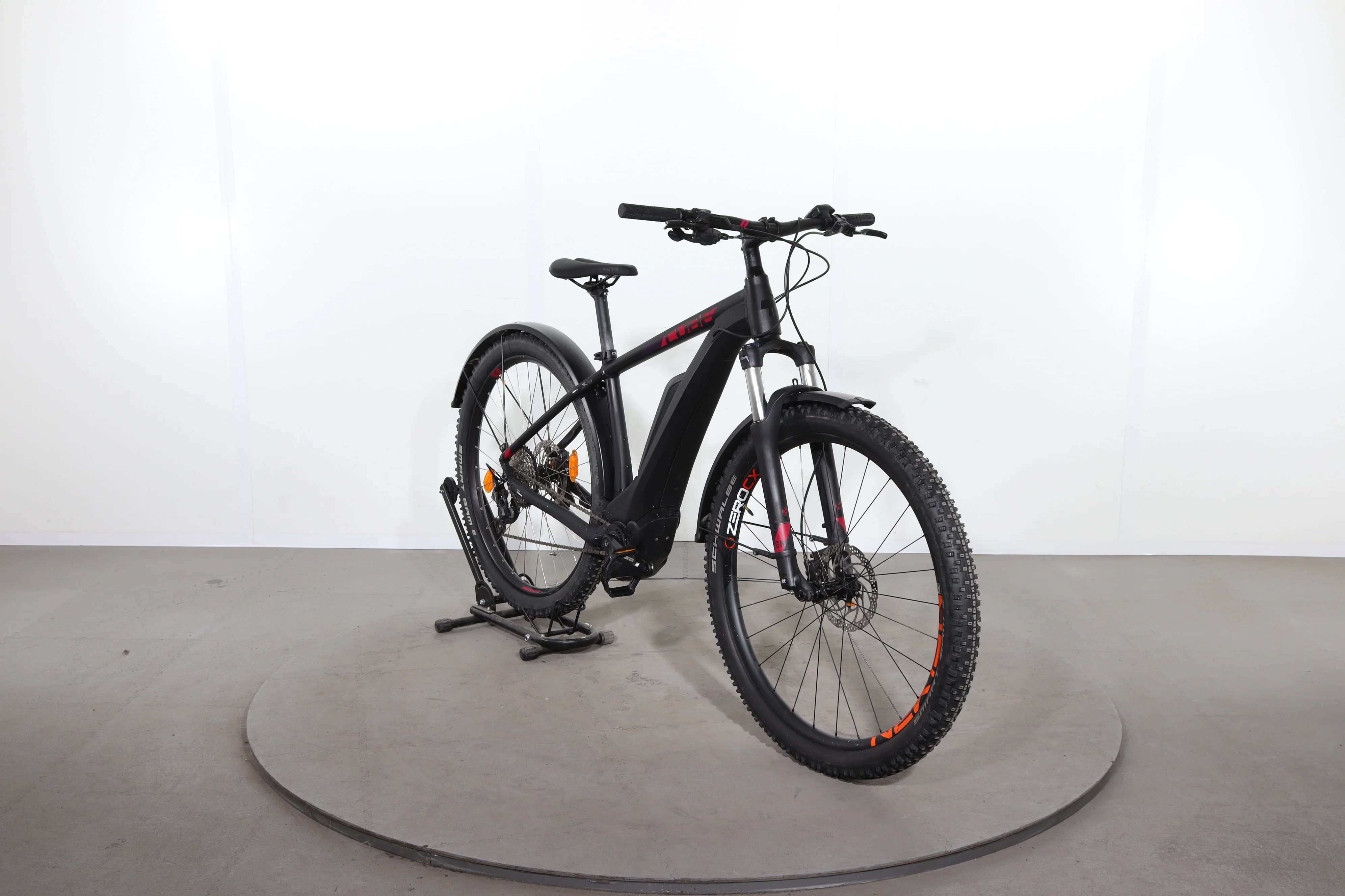 Cube Access Hybrid Pro - Image 2