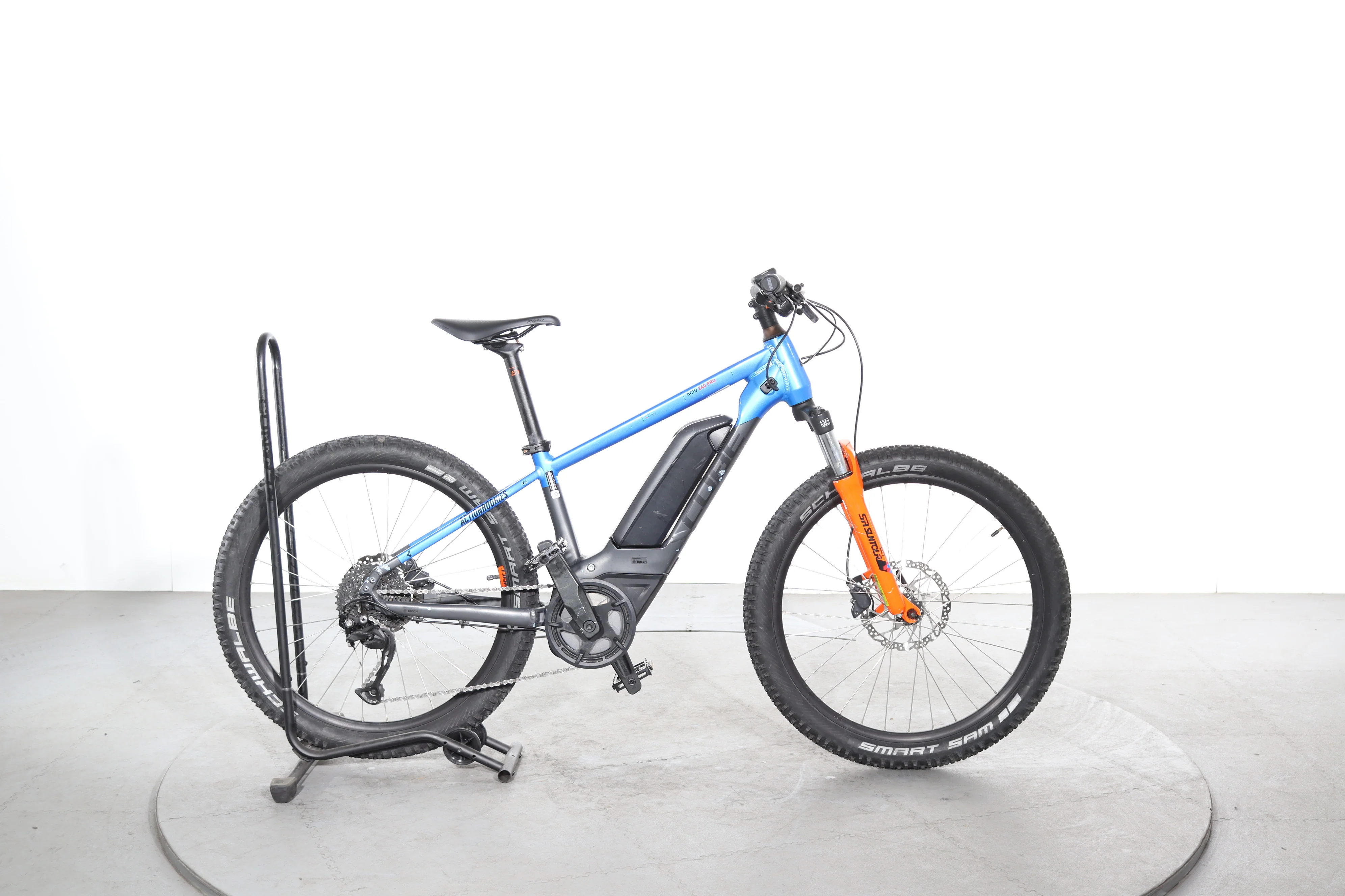 Cube Acid 240 Hybrid Rookie Pro 400