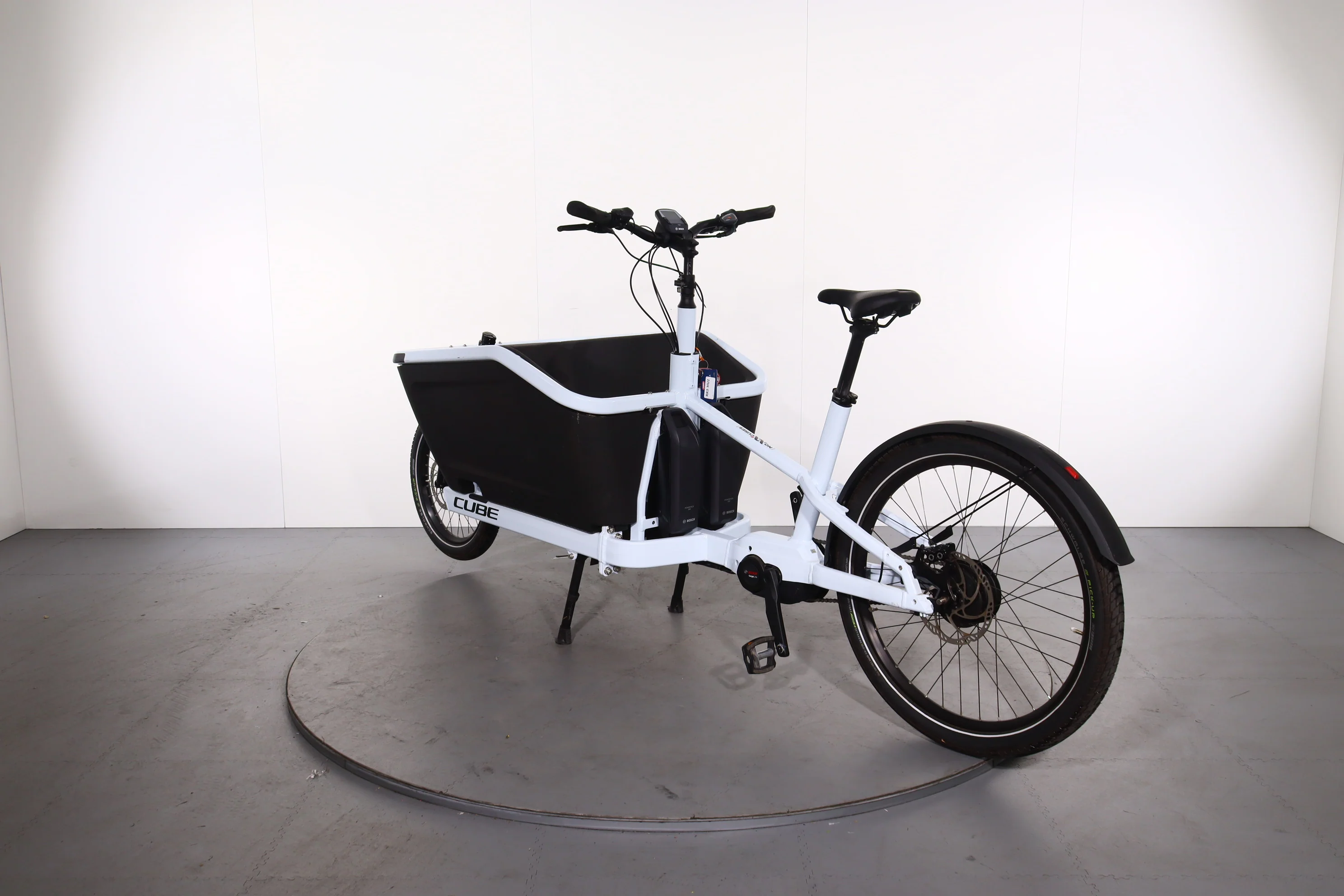 Cube Cargo Dual Hybrid 1000 - Image 5