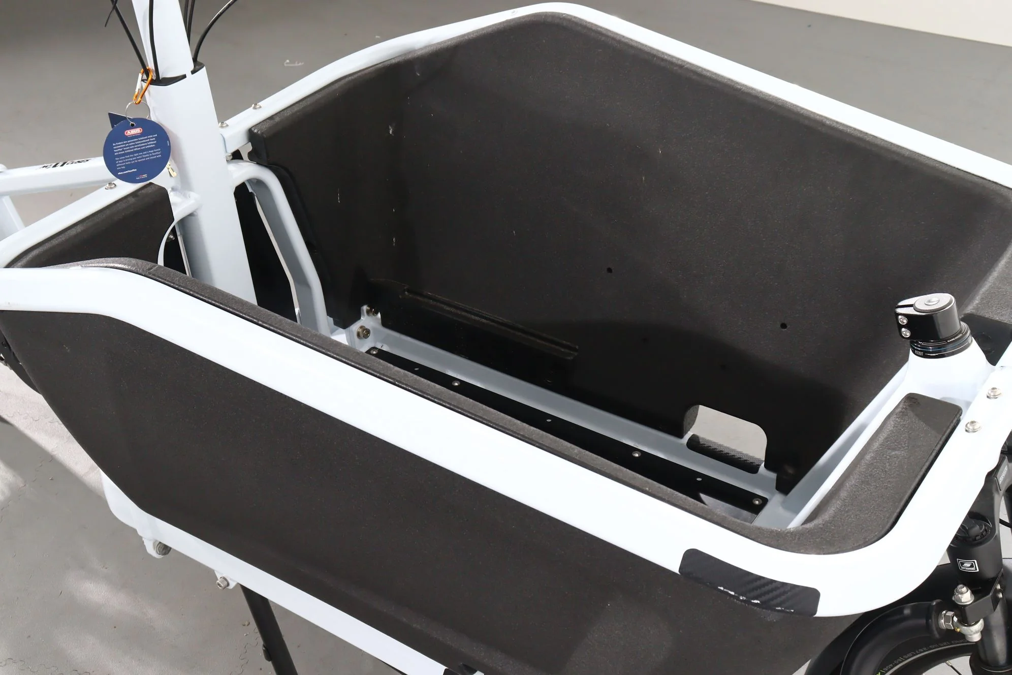 Cube Cargo Dual Hybrid 1000 - Image 8