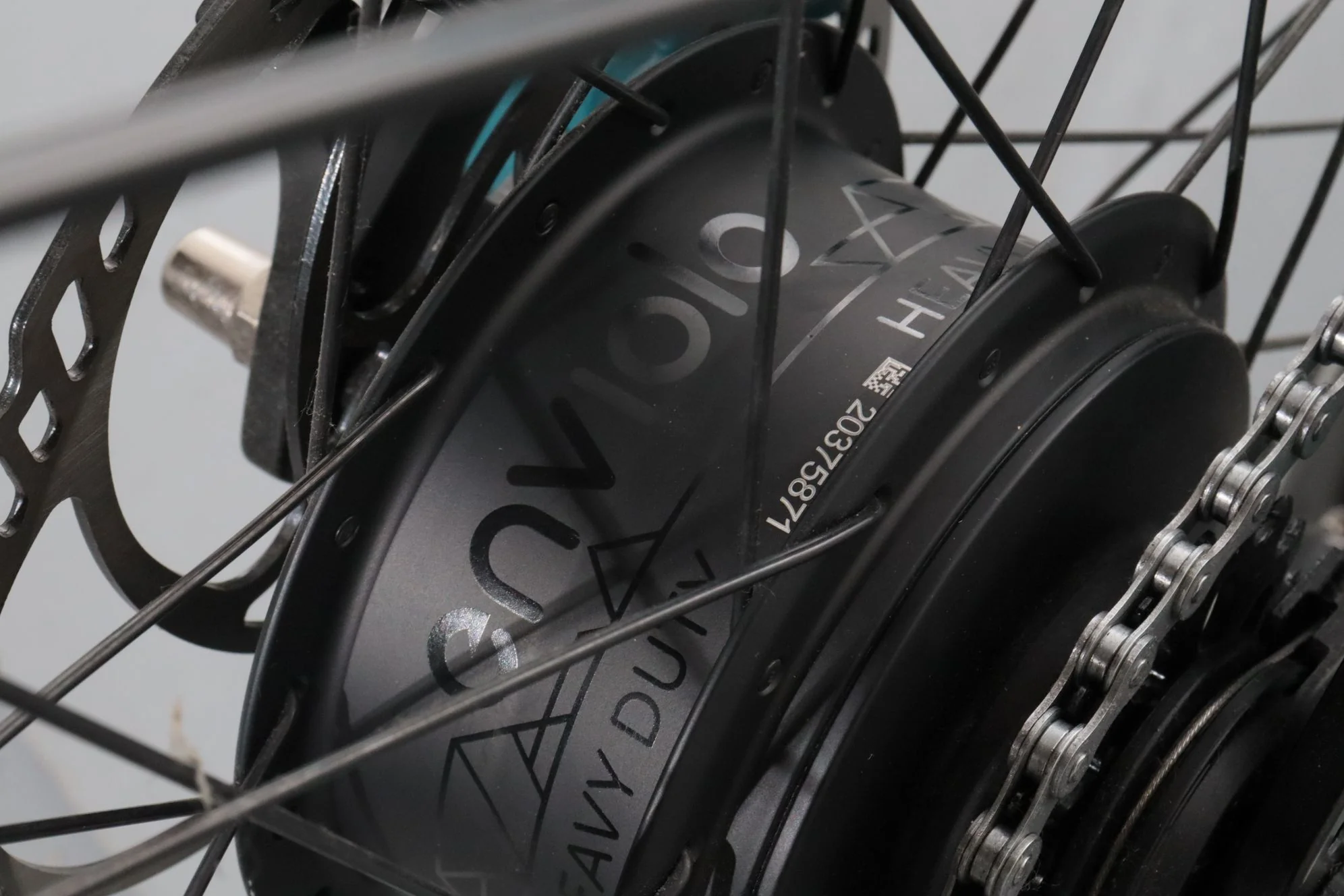 Cube Cargo Hybrid 500 - Image 9