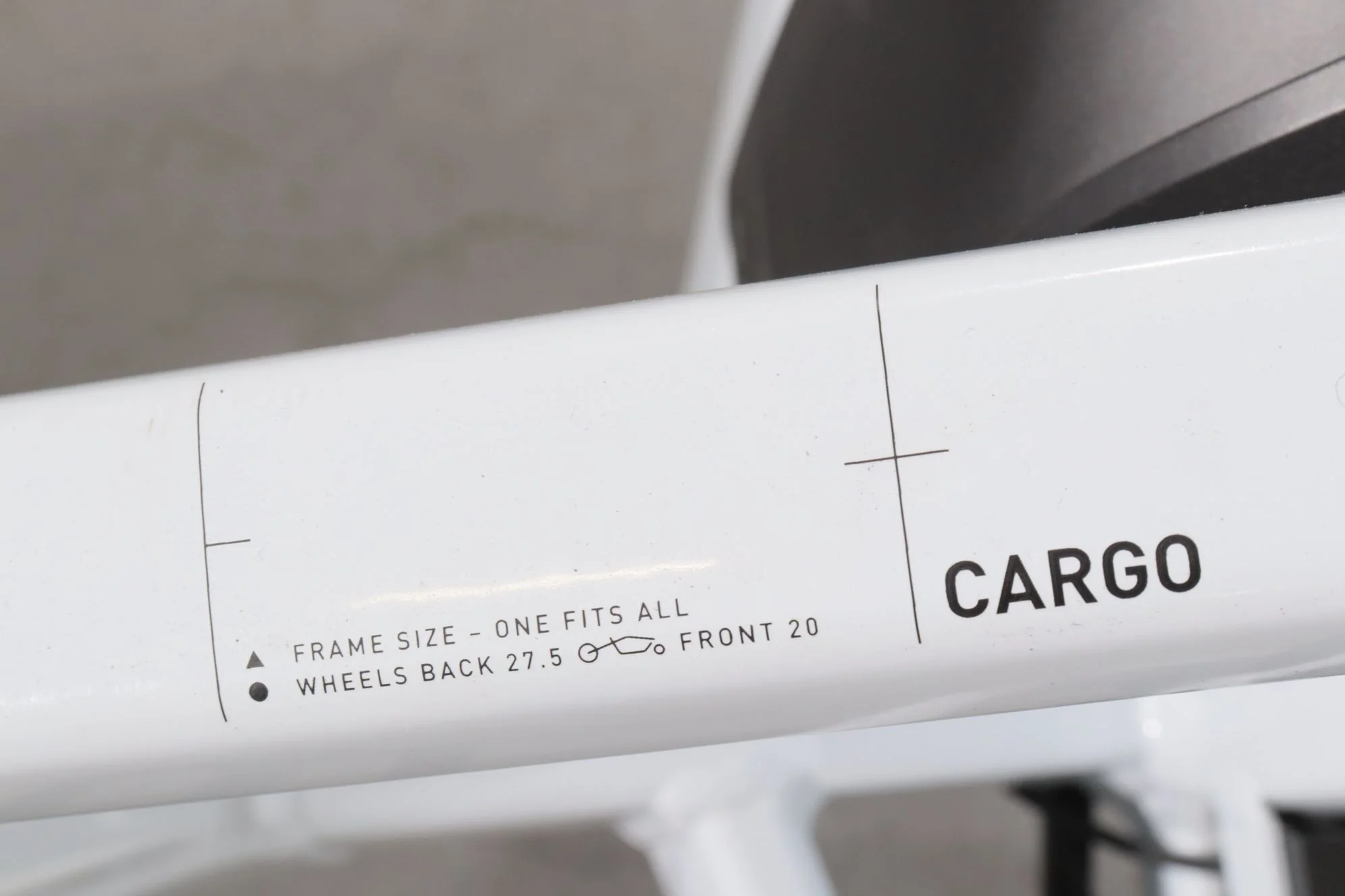 Cube Cargo Hybrid 500 - Image 11