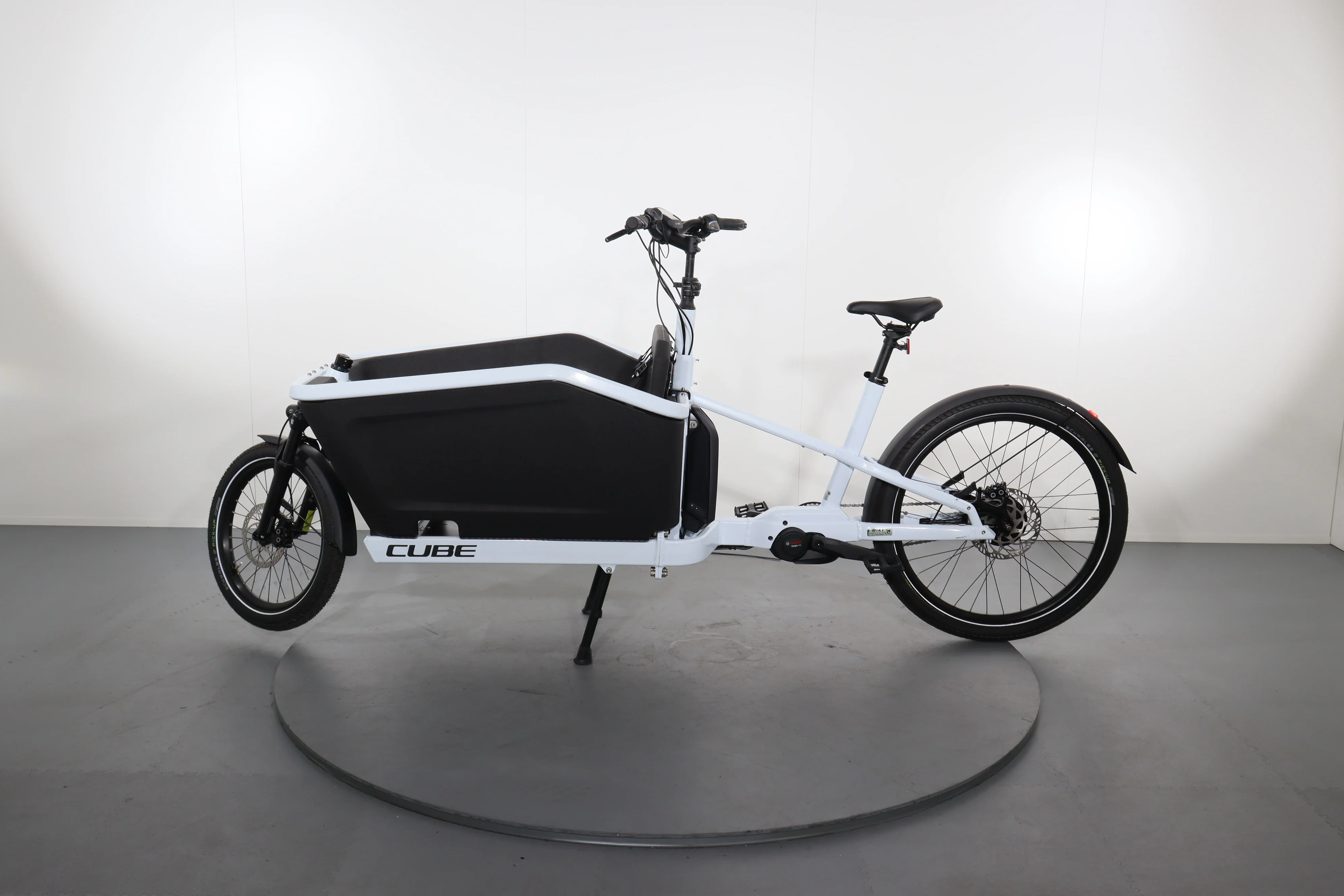 Cube Cargo Hybrid 500 - Image 4