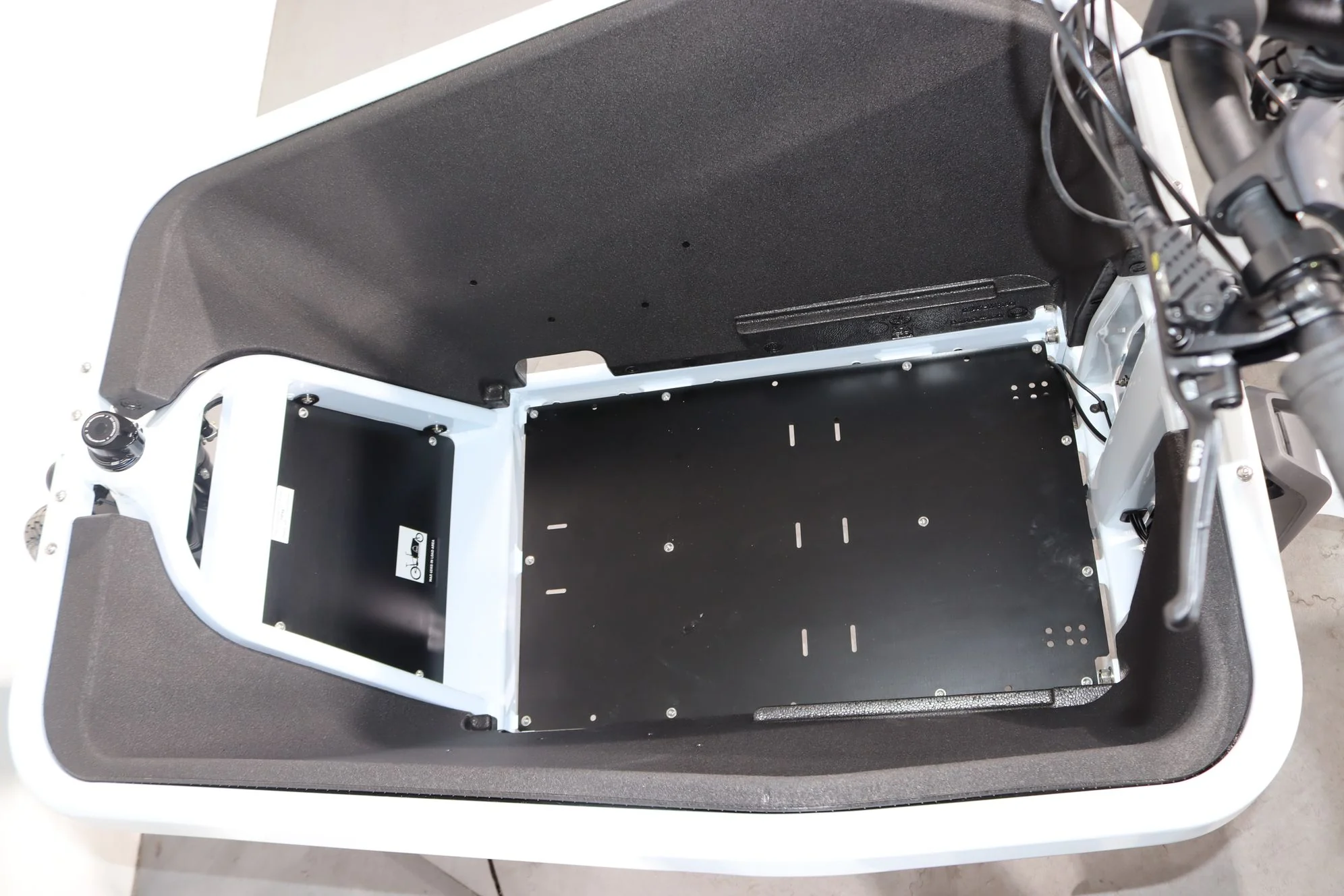 Cube Cargo Hybrid 500 - Image 11