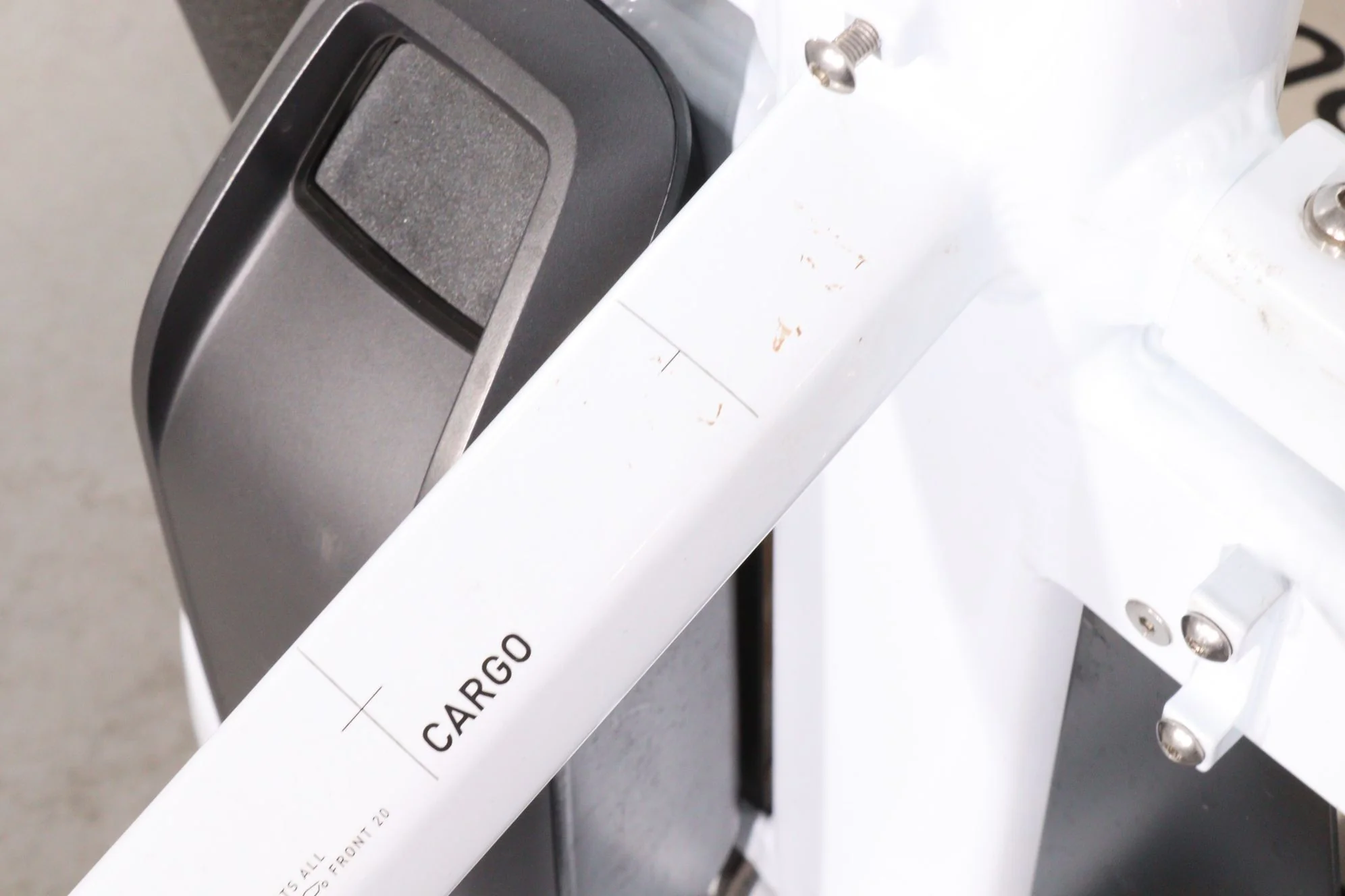 Cube Cargo Hybrid 500 - Image 16