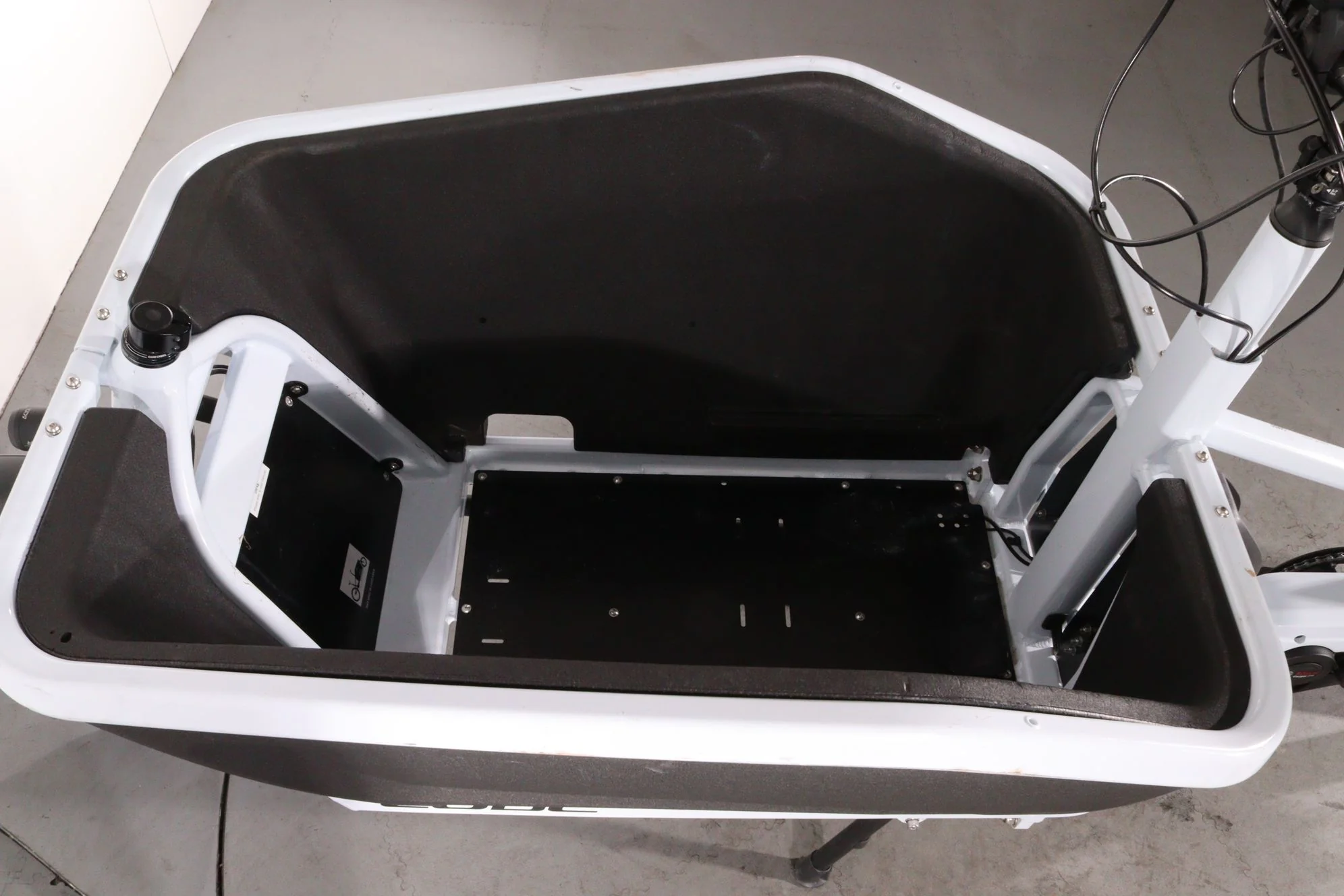 Cube Cargo Hybrid 500 - Image 10