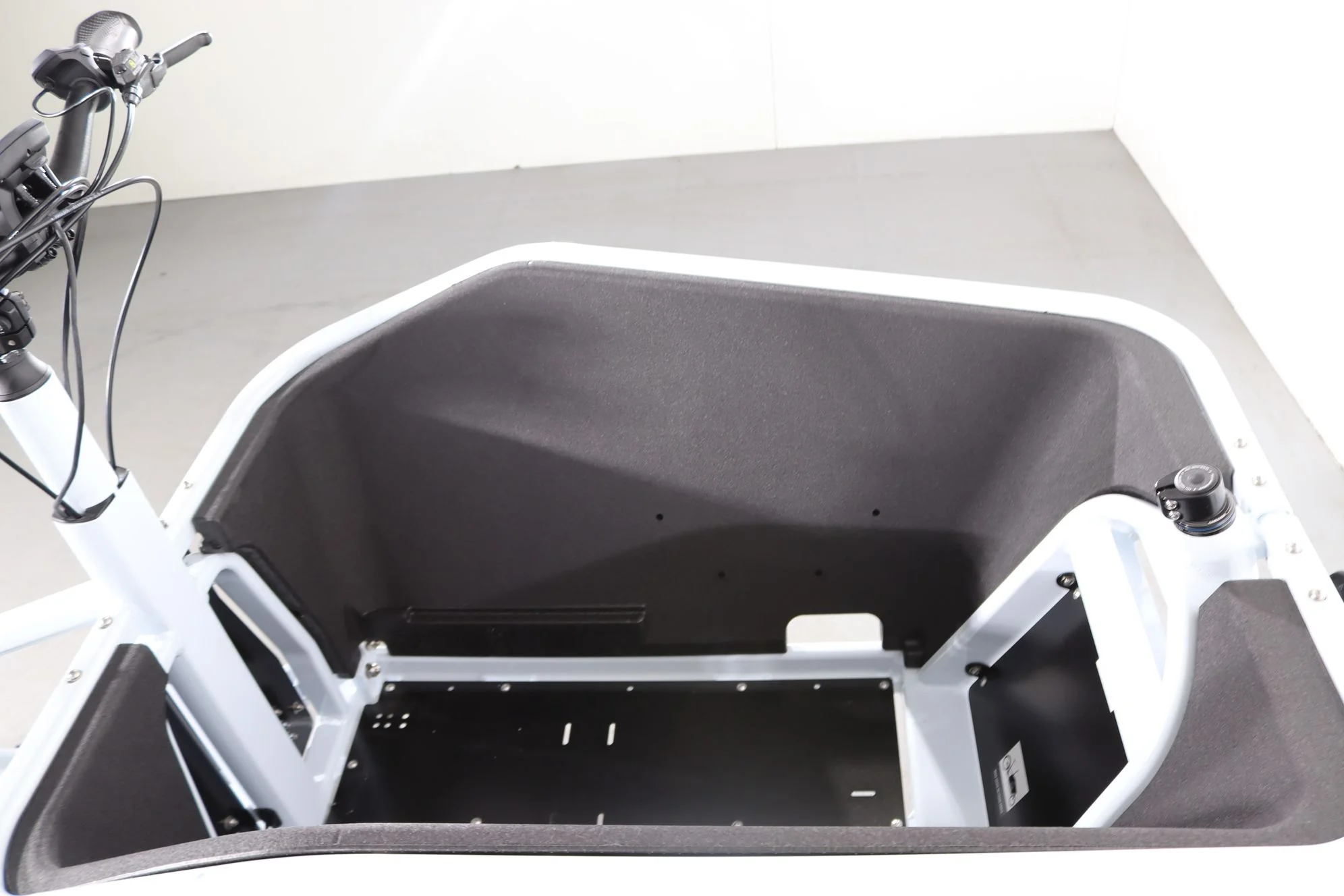 Cube Cargo Hybrid - Image 8