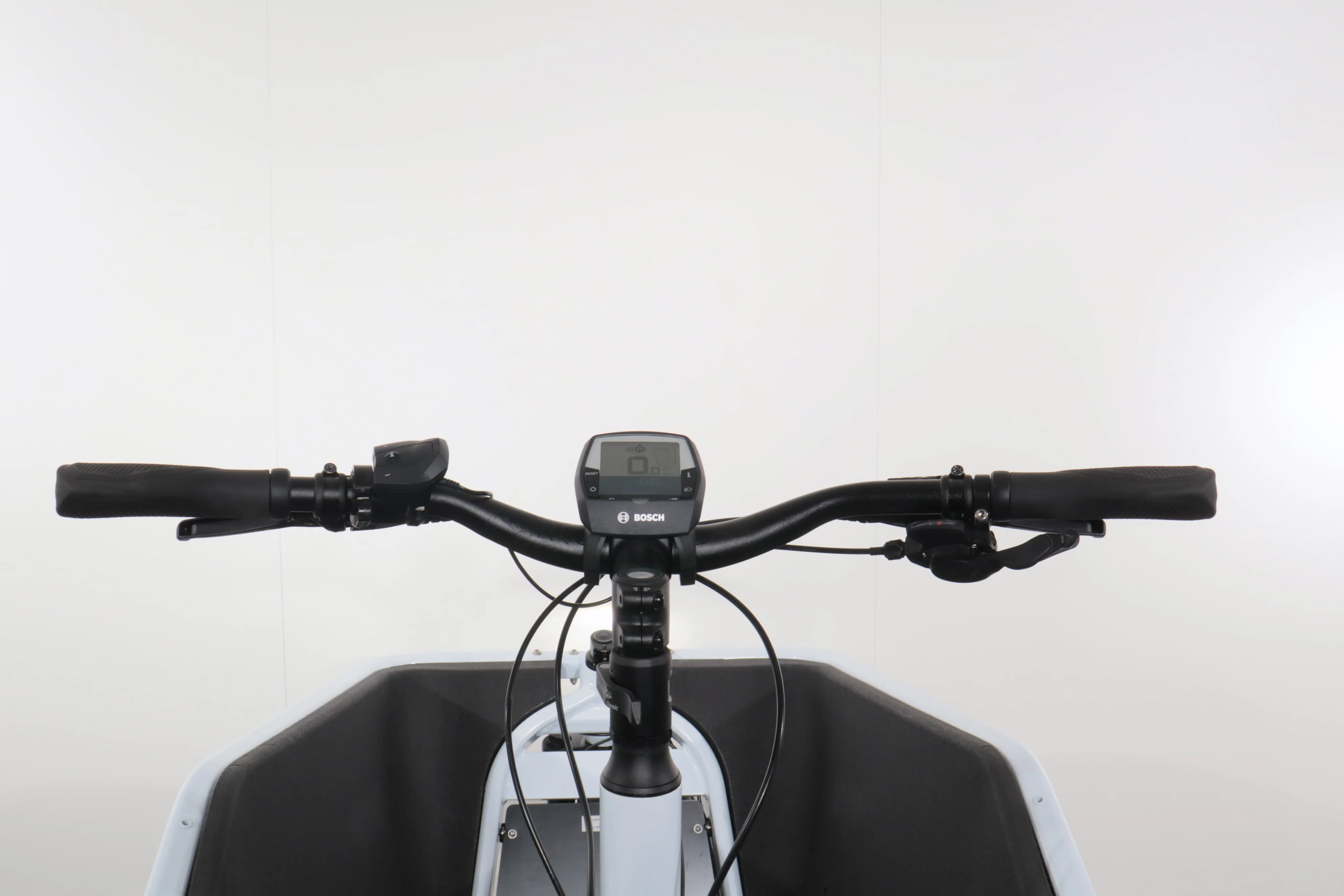 Cube Cargo Sport Hybrid 500 - Image 7