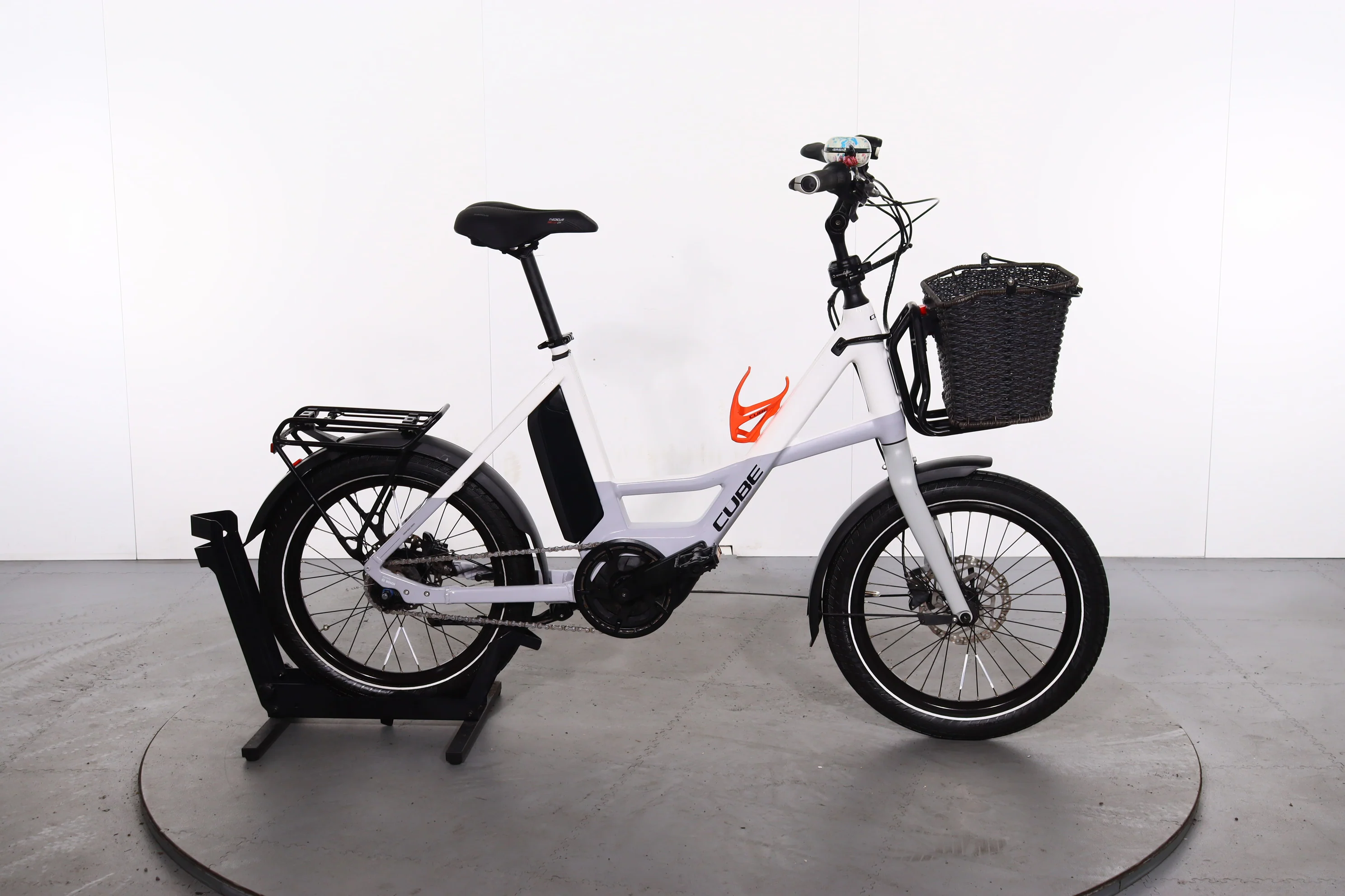 Cube Compact Hybrid 500