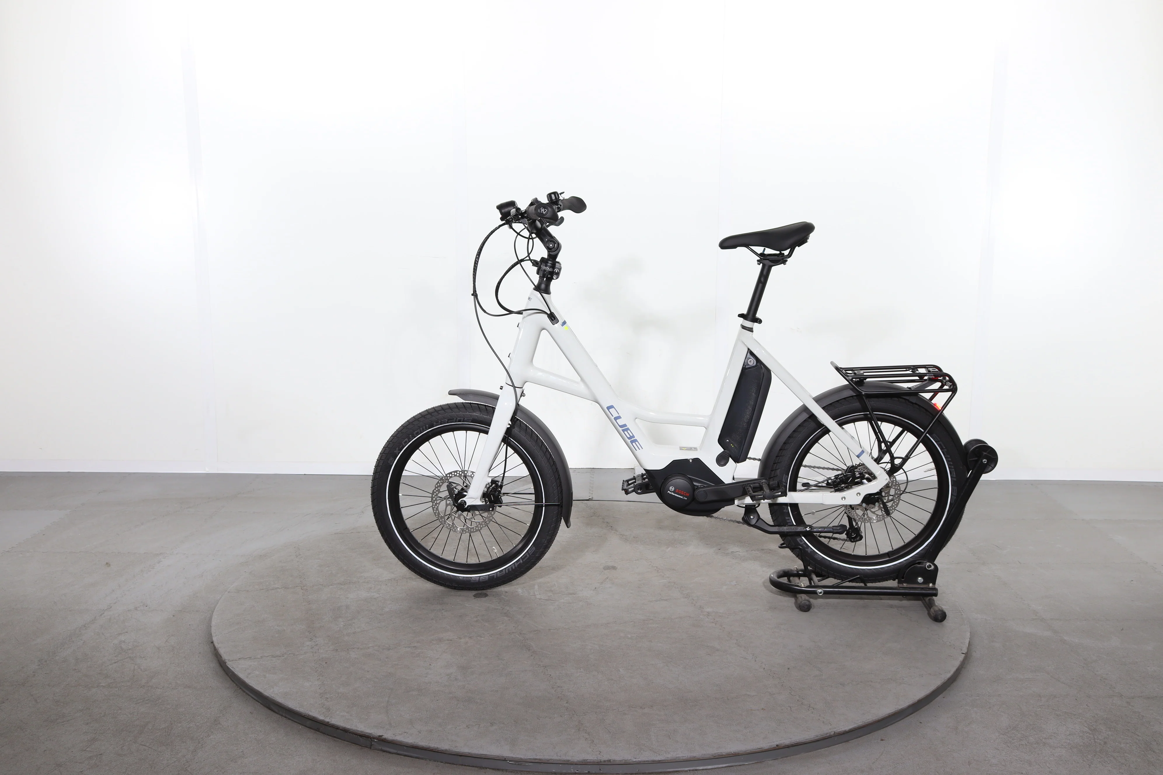 Cube Compact Hybrid - Image 4