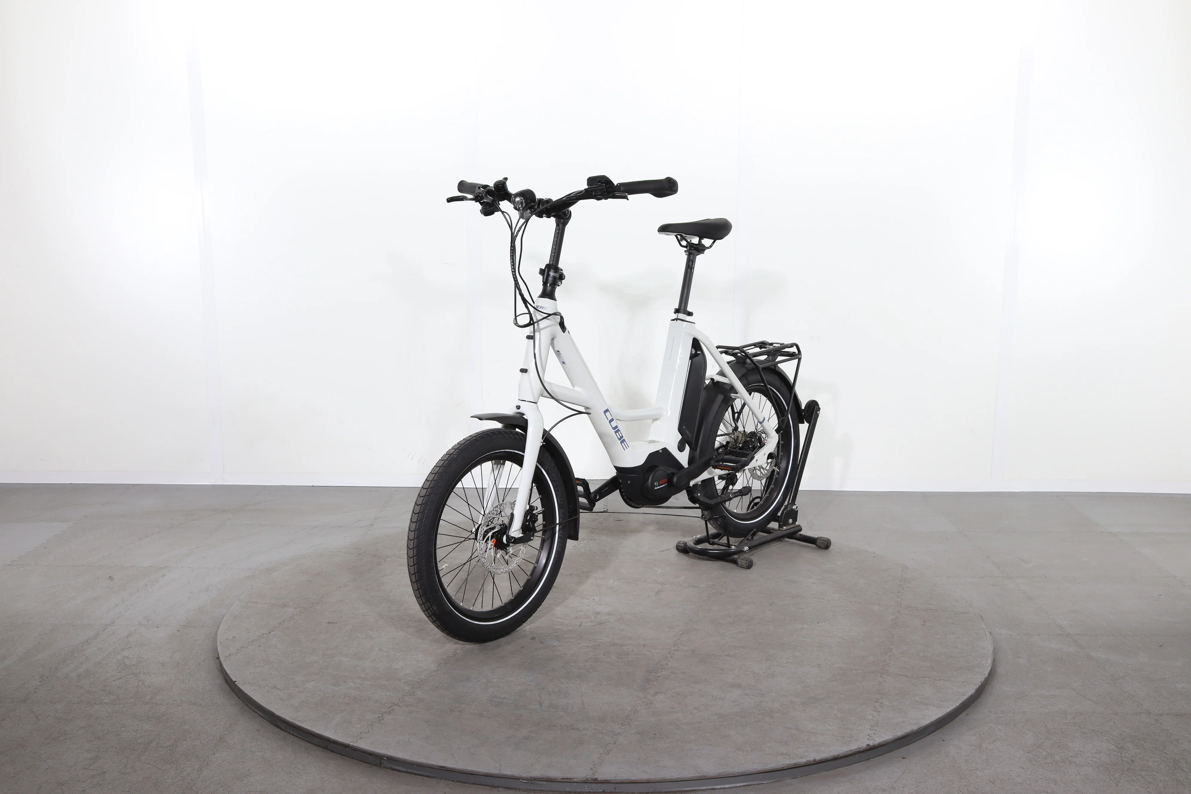 Cube Compact Hybrid - Image 3