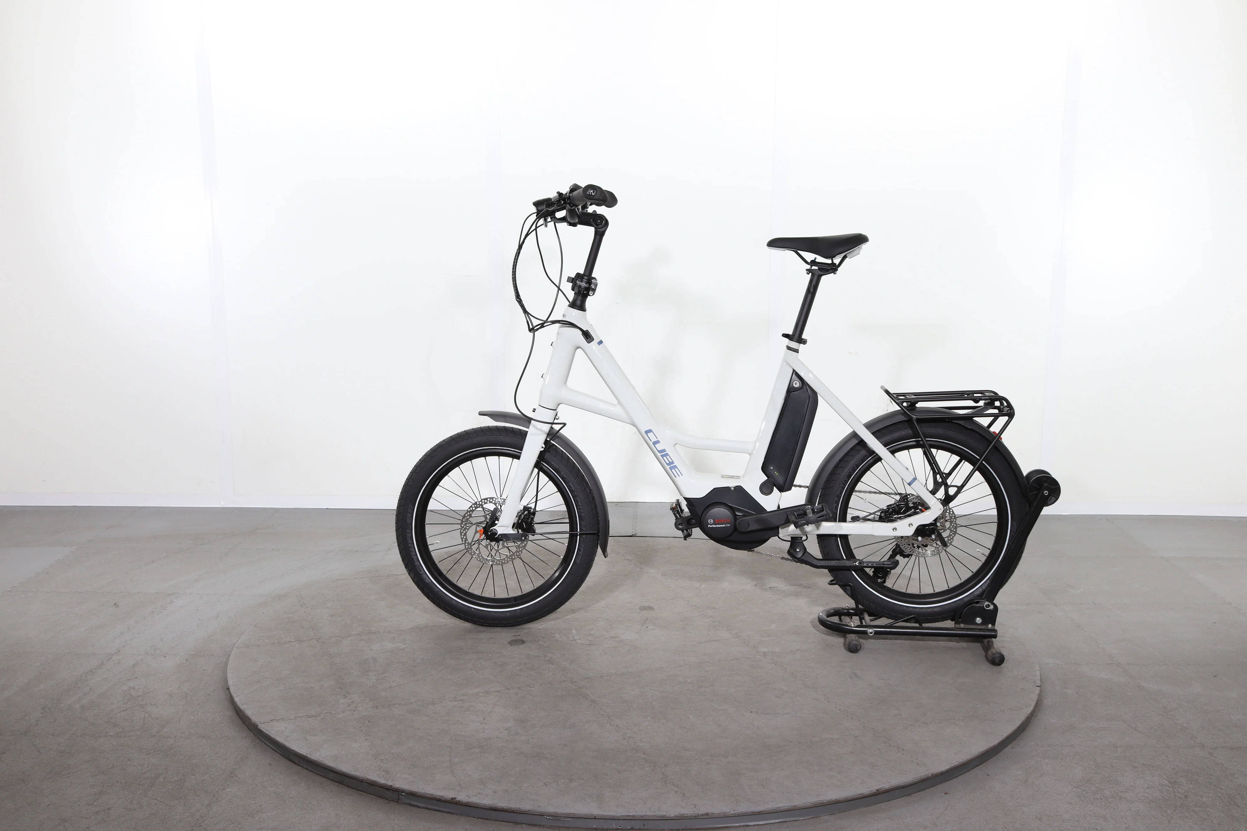 Cube Compact Hybrid - Image 4