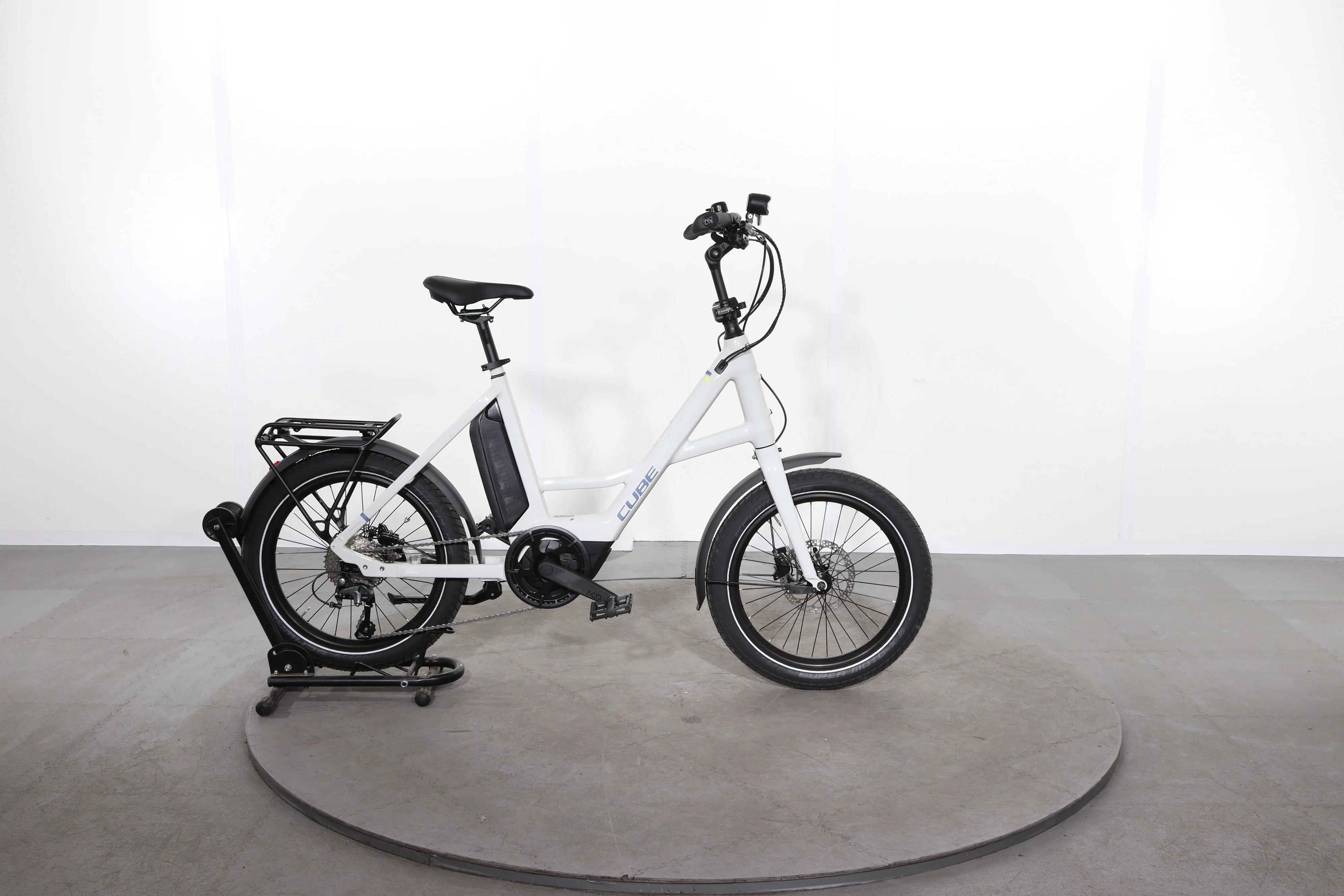 Cube Compact Hybrid