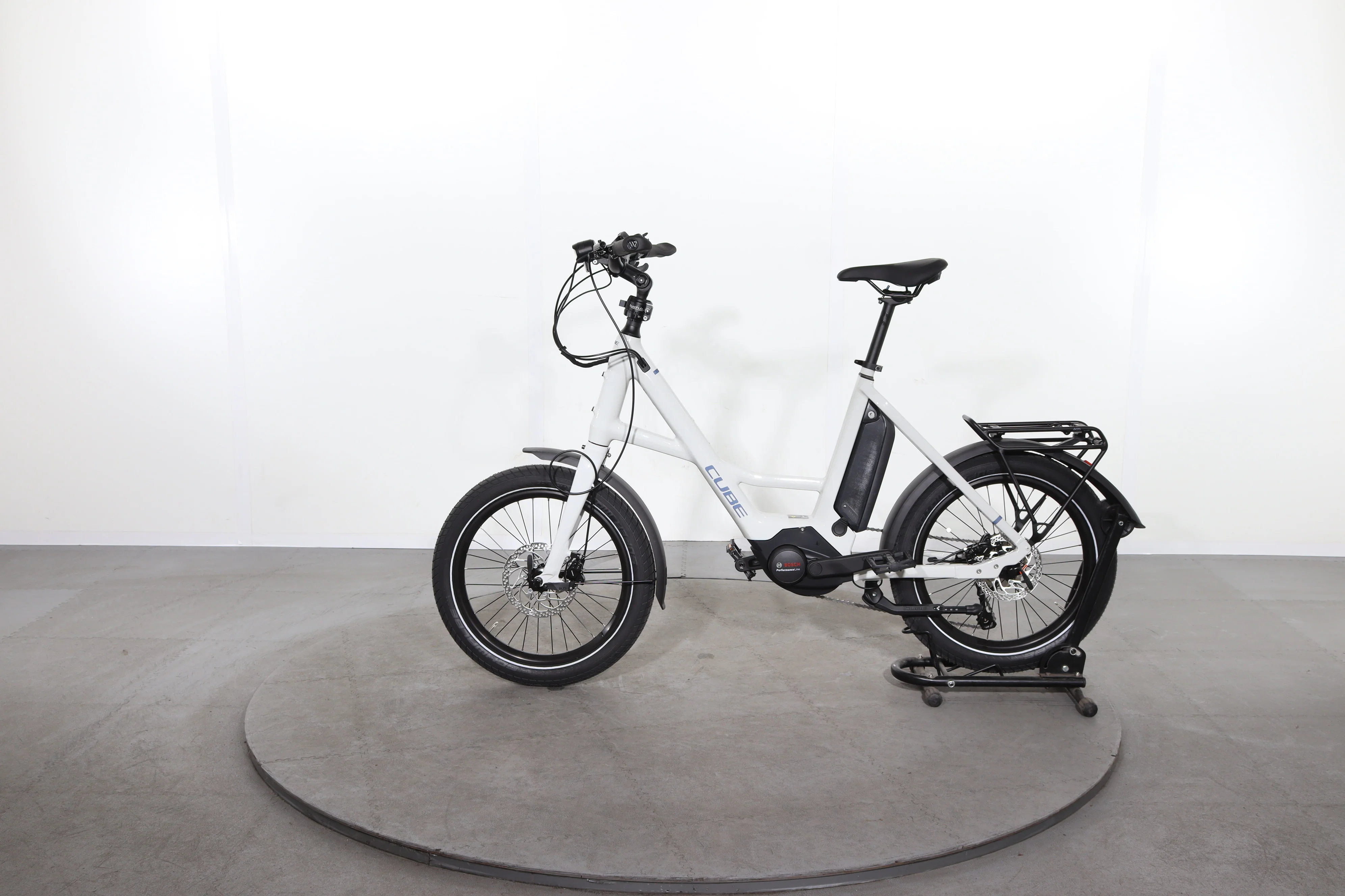 Cube Compact Hybrid - Image 4